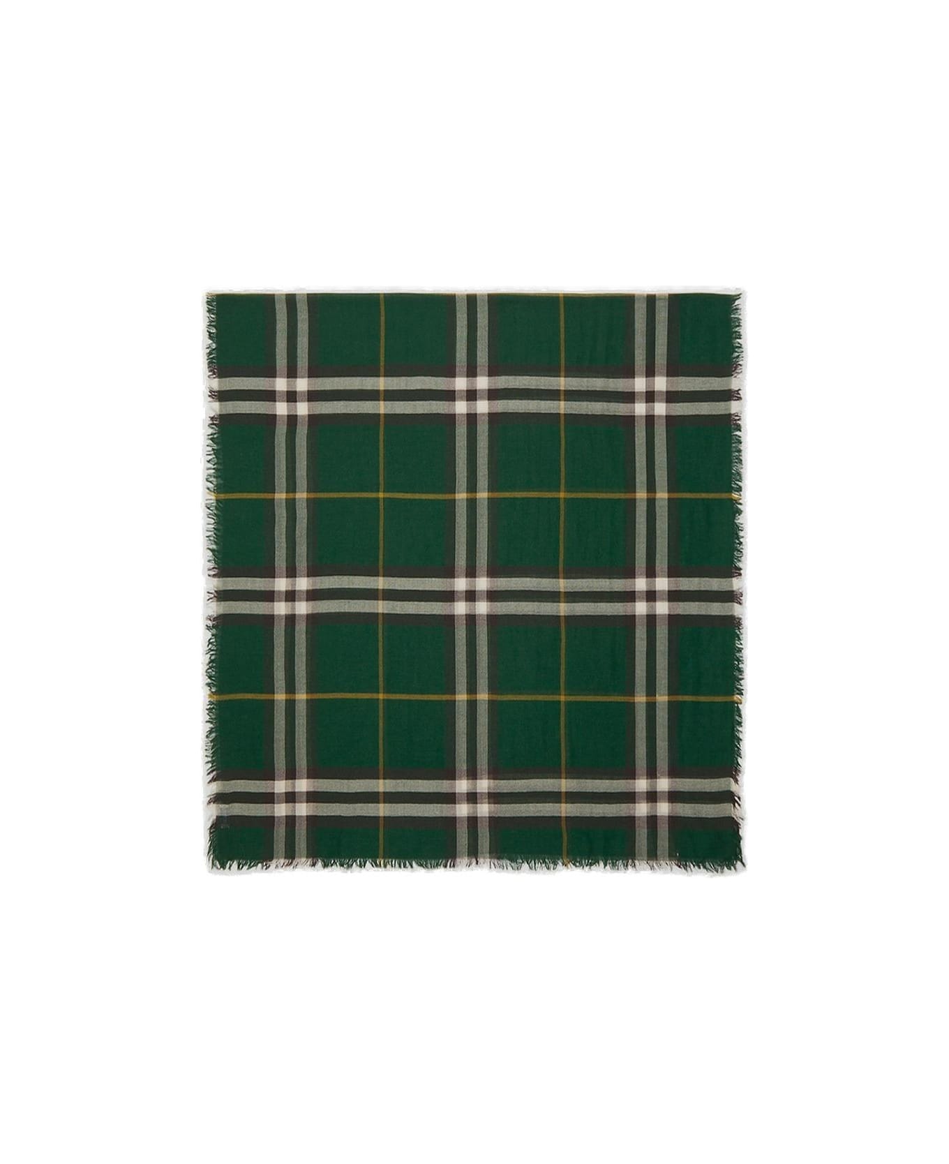 Burberry Check-printed Fringed-edge Scarf - GREEN スカーフ
