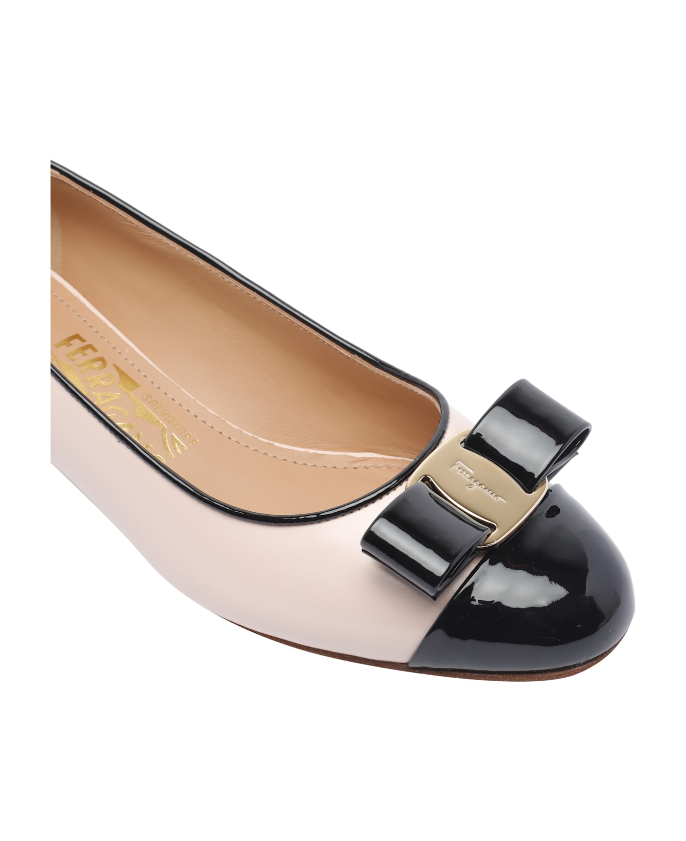 Ferragamo Vara Pumps - Pink