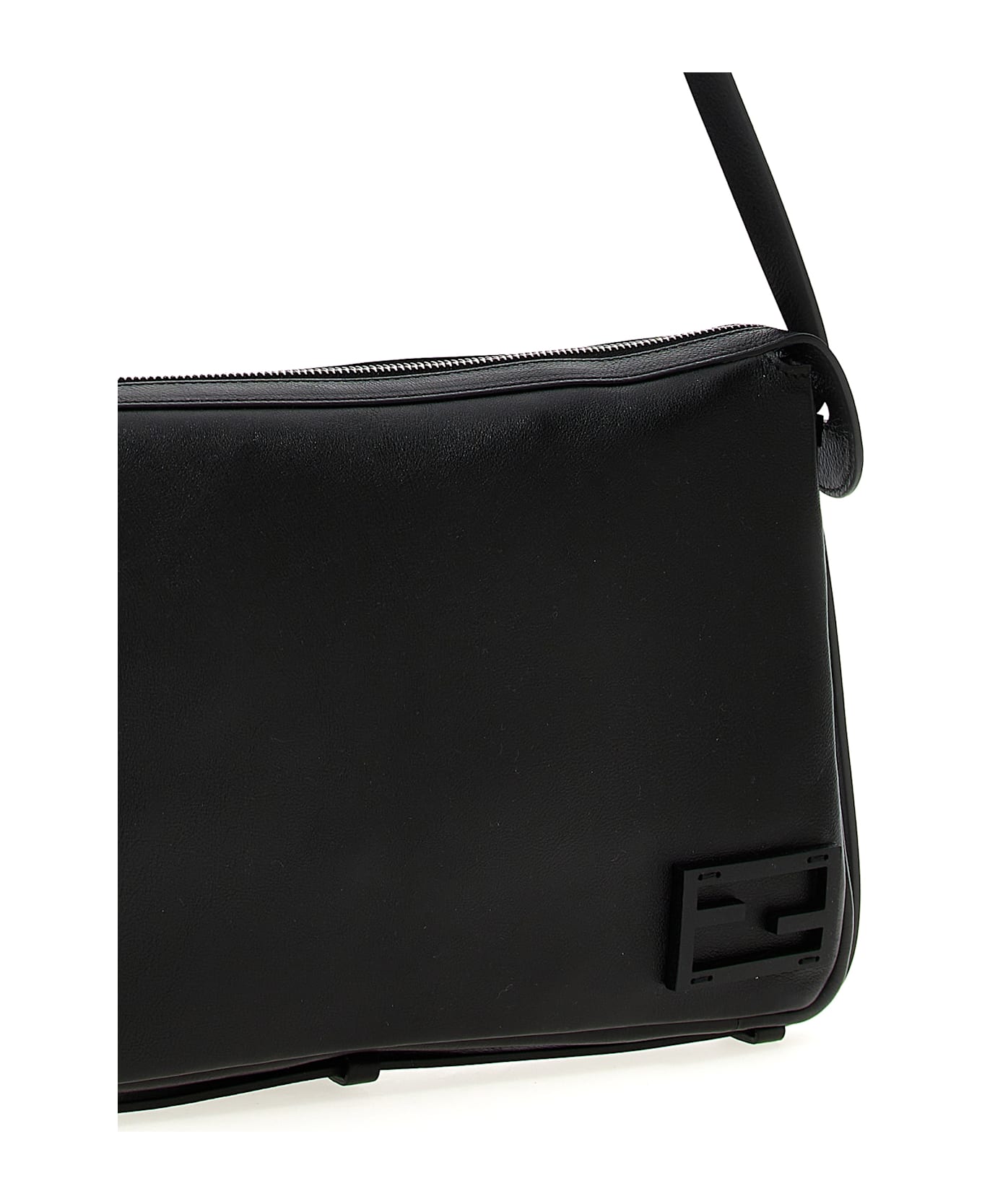 Fendi 'simply Fendi Medium' Shoulder Bag - Black   ショルダーバッグ