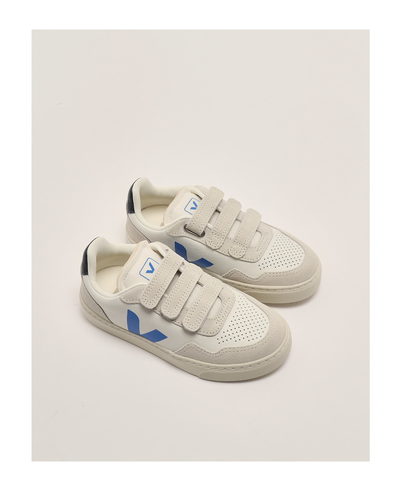 Veja Small V-90 Sneaker - B.CO-ROYAL