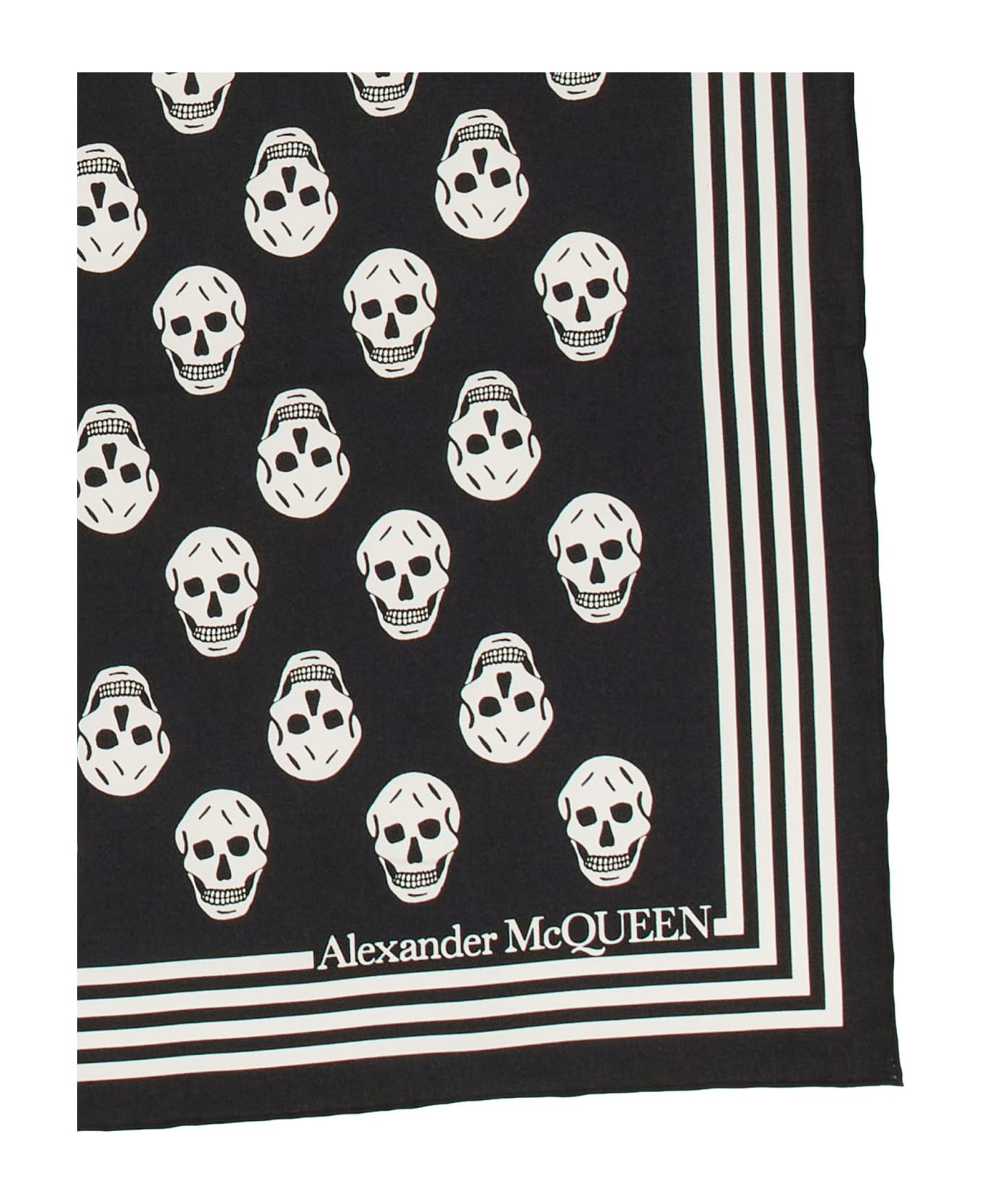 Alexander McQueen Skull Silk Foulard - NERO