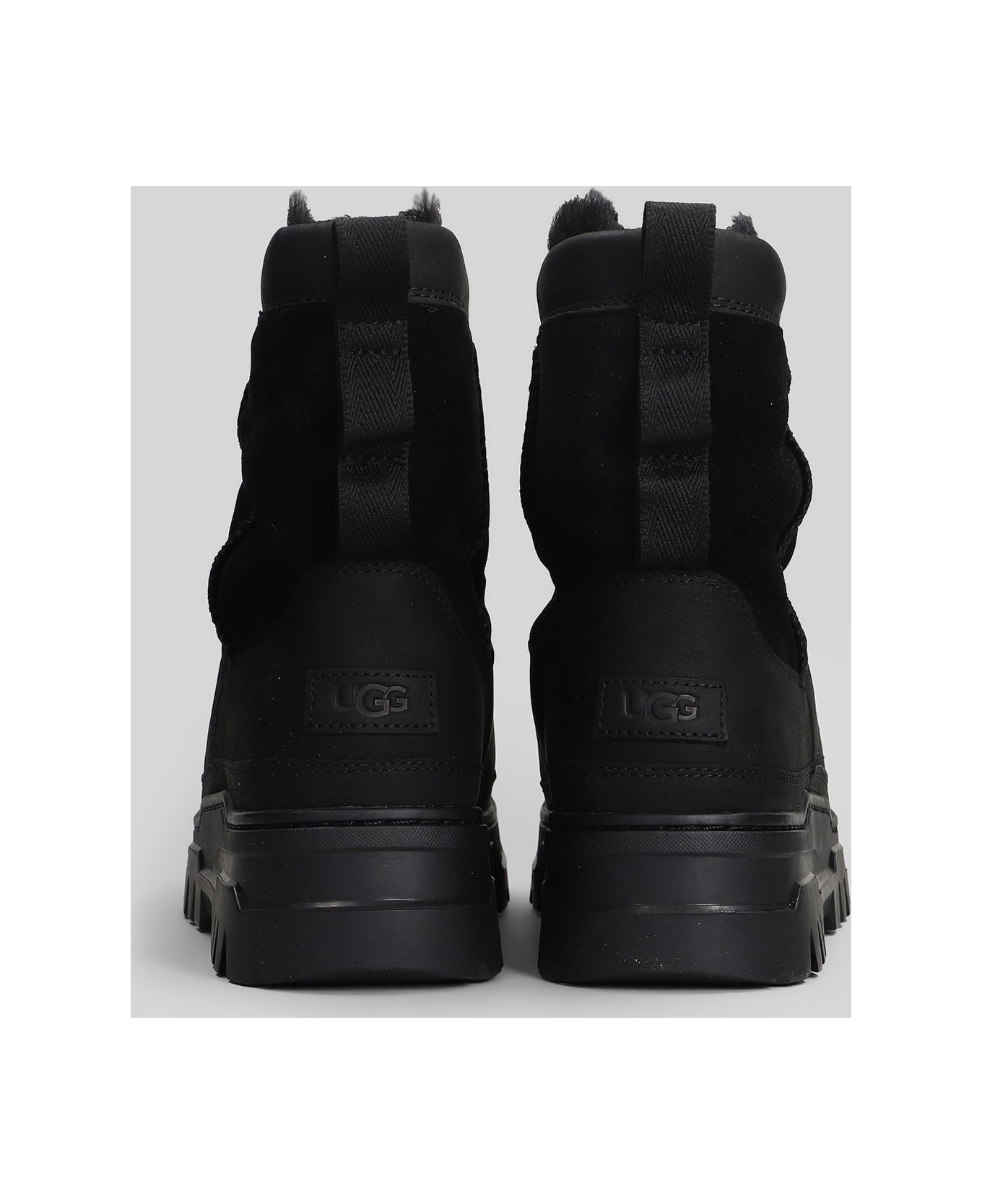 UGG Heritage Pull-on Ankle Boots In Black Suede And Leather - black