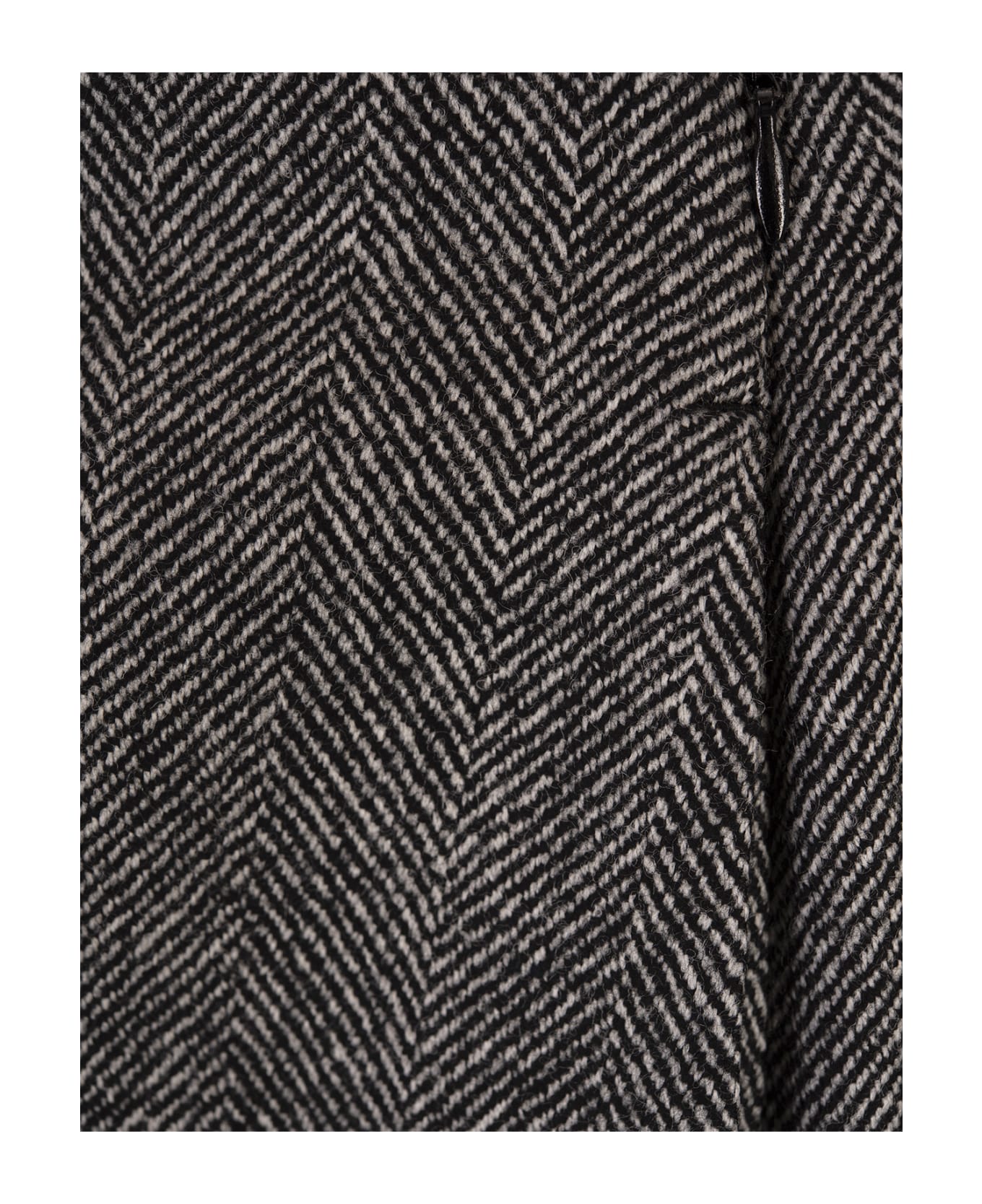 Ermanno Scervino Shorts-skirt With Herringbone Pattern - Black