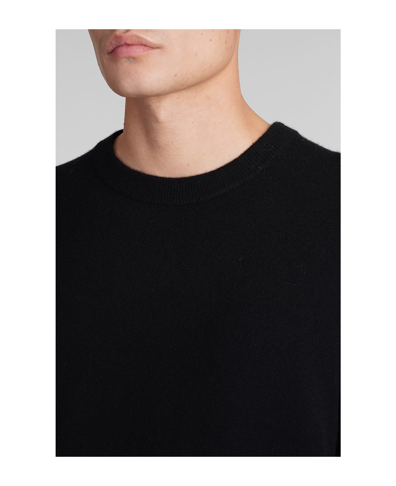 Theory Knitwear In Black Cashmere - black