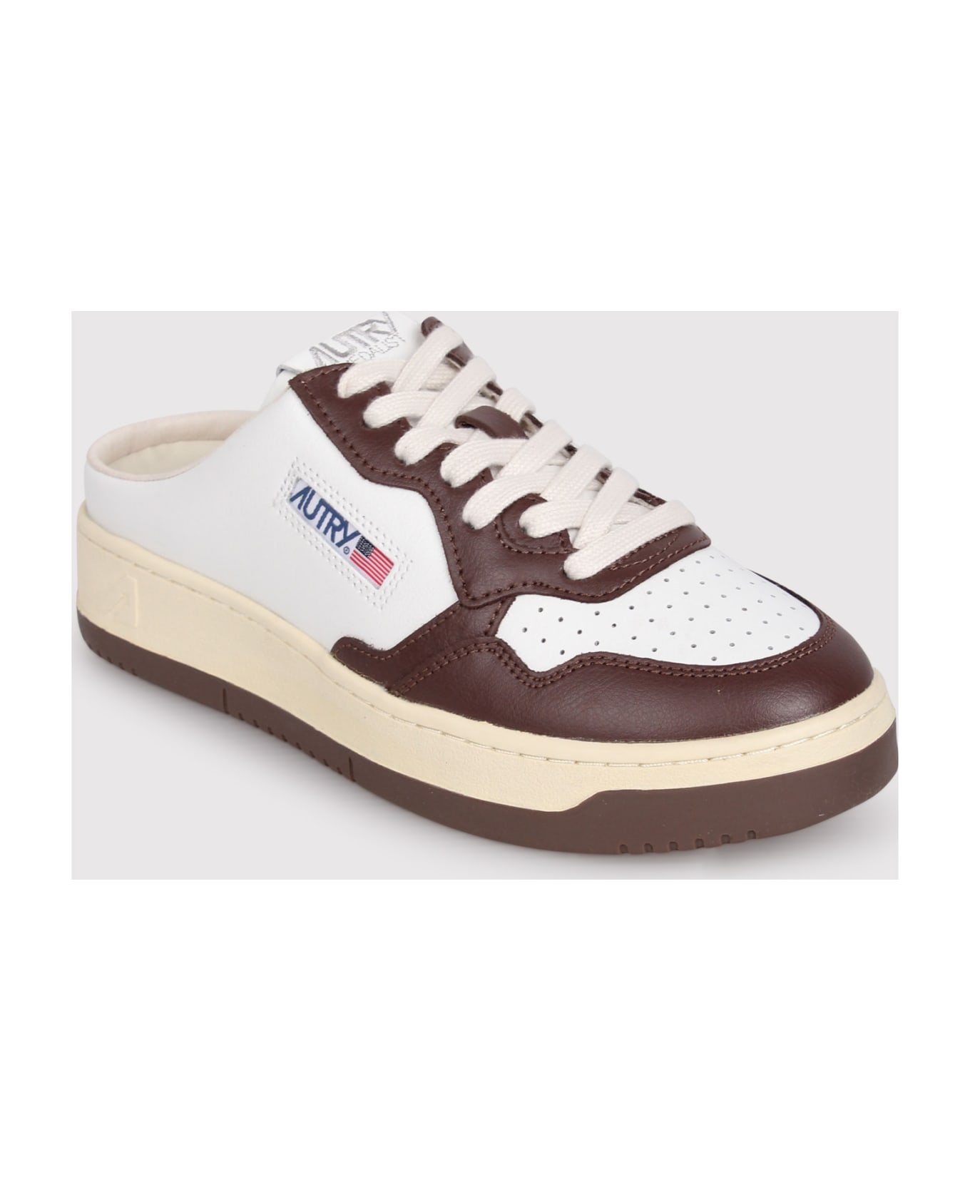 Autry Medalist Mule Low Sneakers In White And Beige Leather