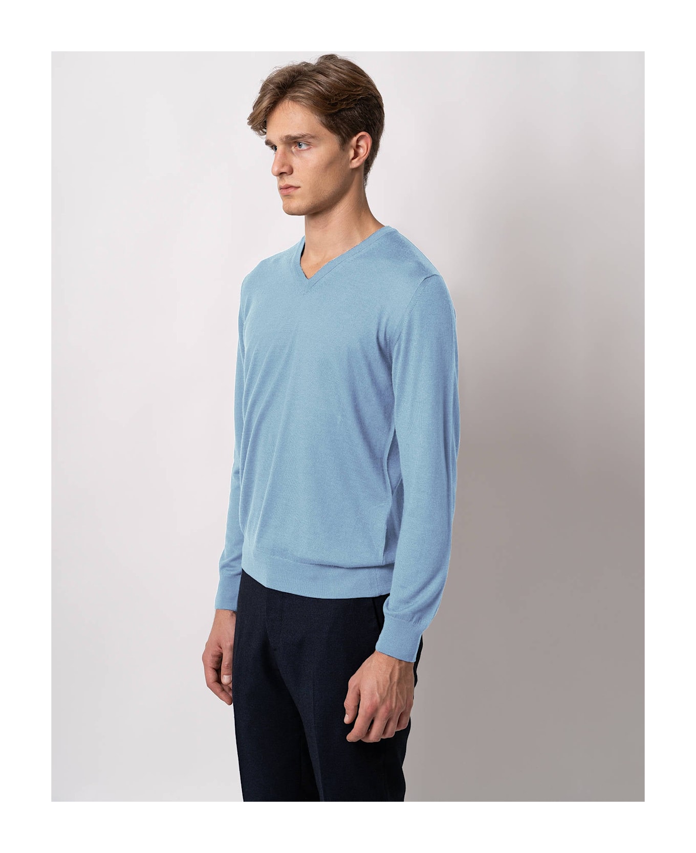 Larusmiani V-neck Sweater Pullman Sweater - Navy