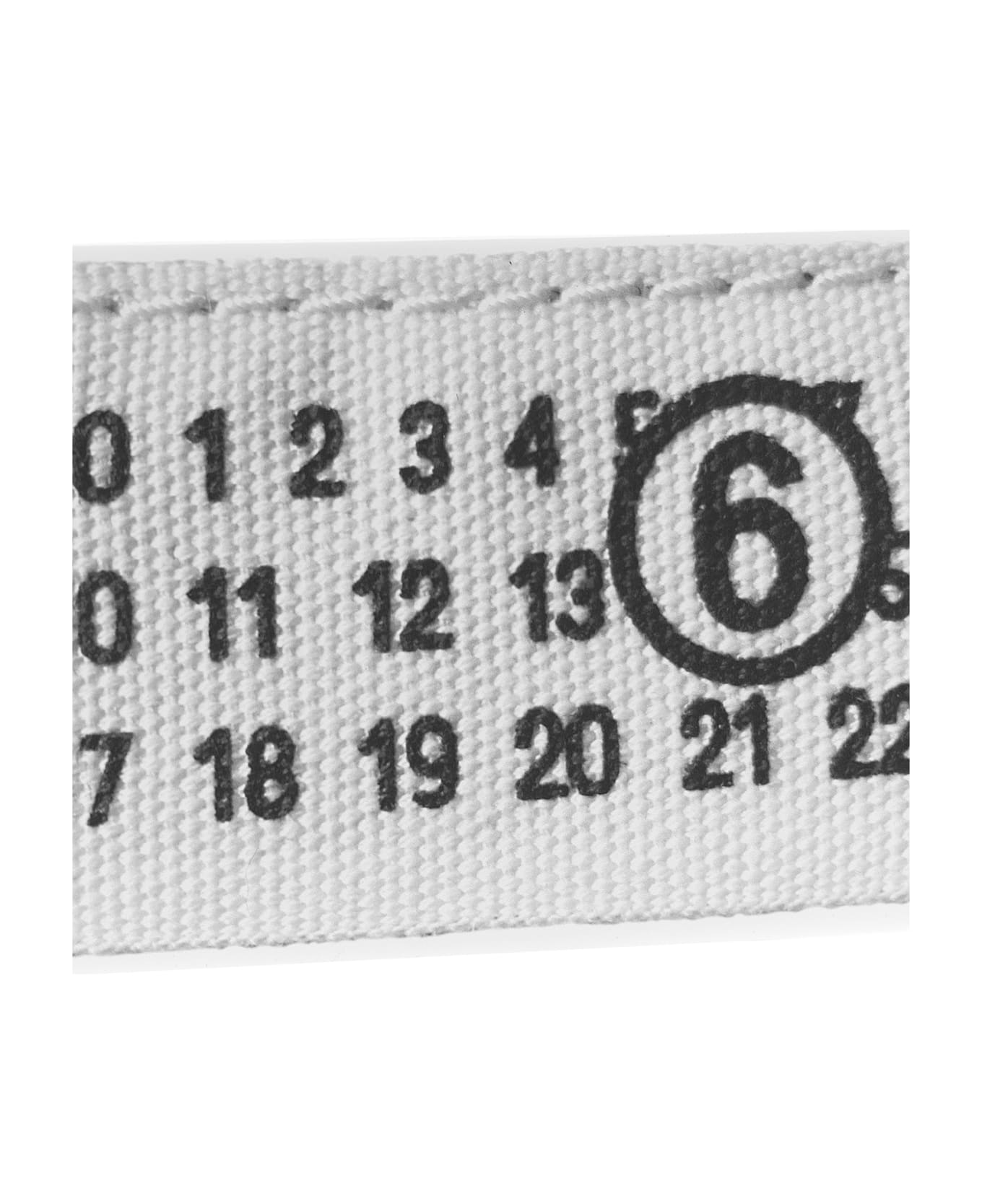 MM6 Maison Margiela 
etichetta Numeric
 Clutch - White