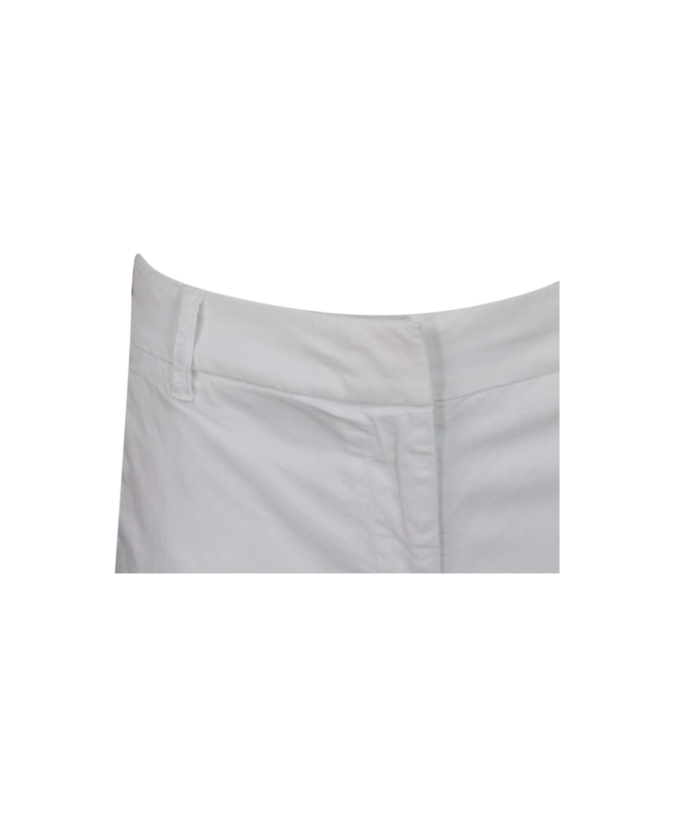 Jacob Cohen Luxury Edition Selena Cropped Trousers In Soft Stretch Cotton With Chinos America Pockets With Zip Closure And Small Logo Above The Back Pocket - White