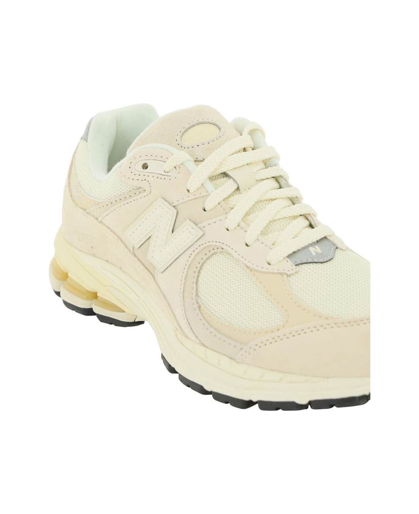 New Balance 2002r Sneakers - White