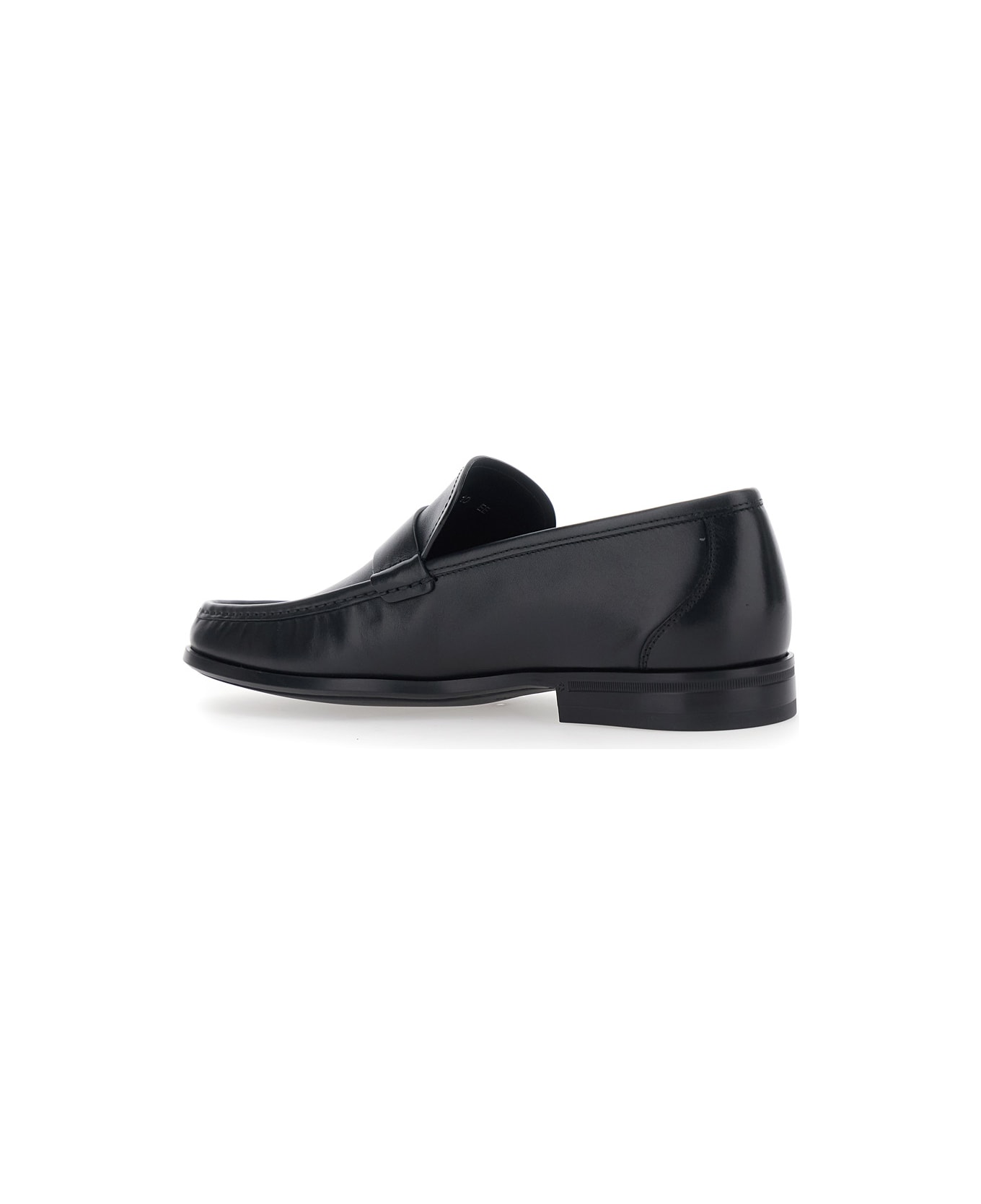 Ferragamo 'caspian' Black Loafers With Gancino Plaque On The Side In Leather Man - Black