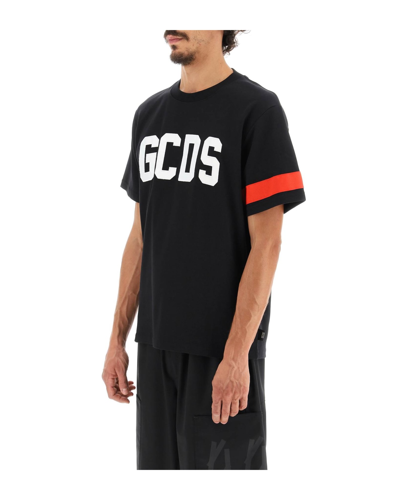 GCDS T-shirt With Tape And Logo - BLACK