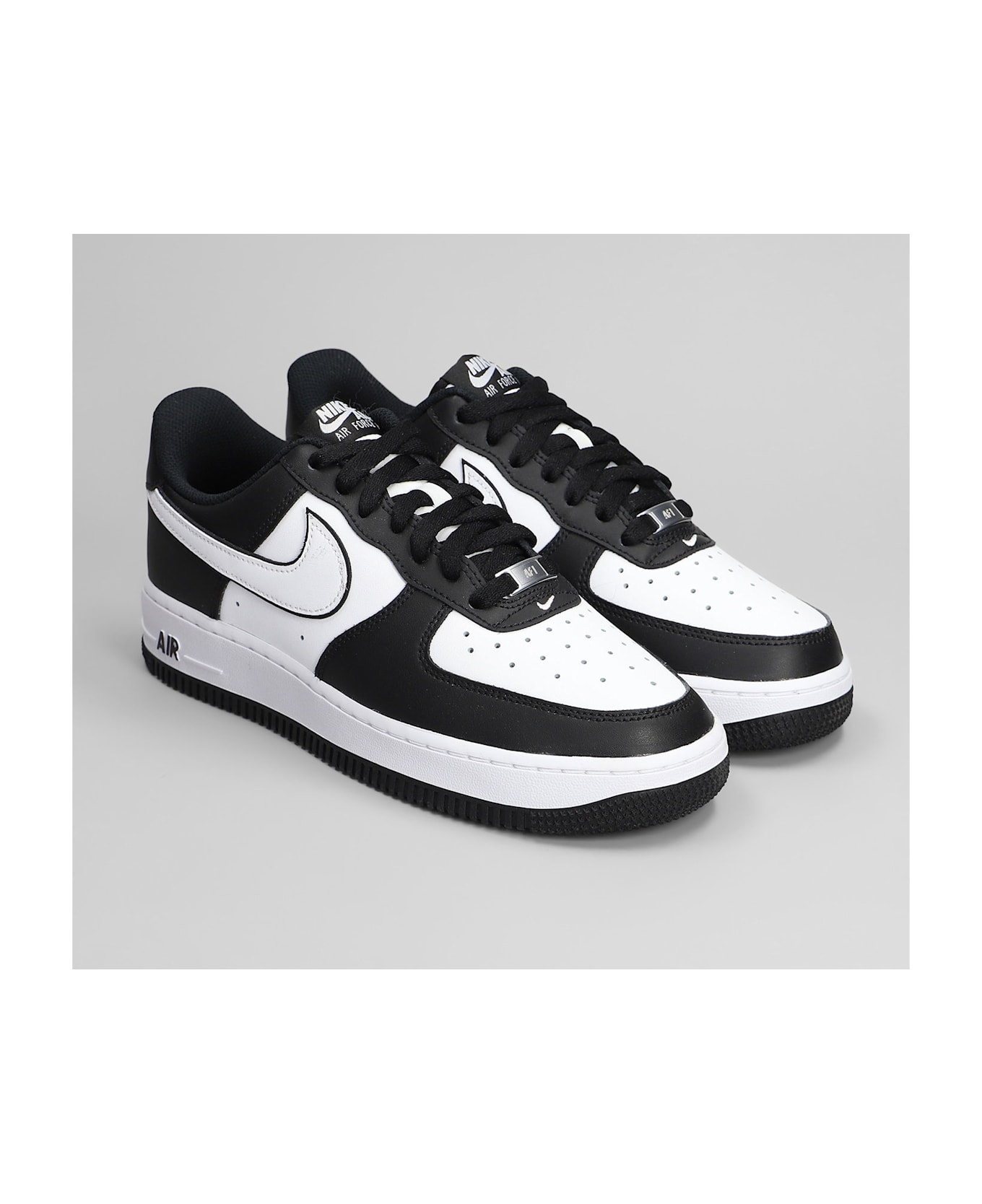 Nike Air Force 1 07 Sneakers In Black Leather - black