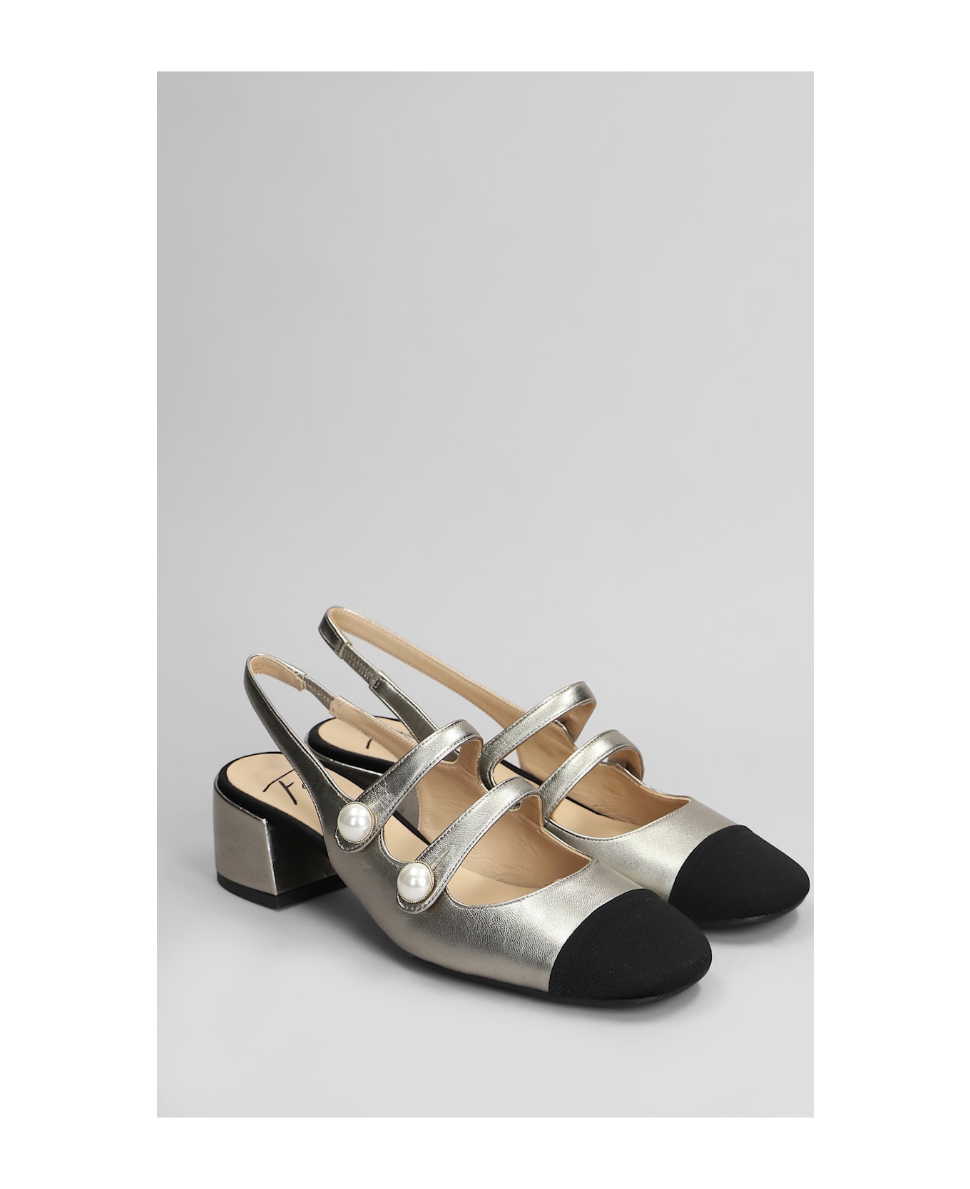 Roberto Festa Tiglio Pumps In Gunmetal Leather - Gunmetal