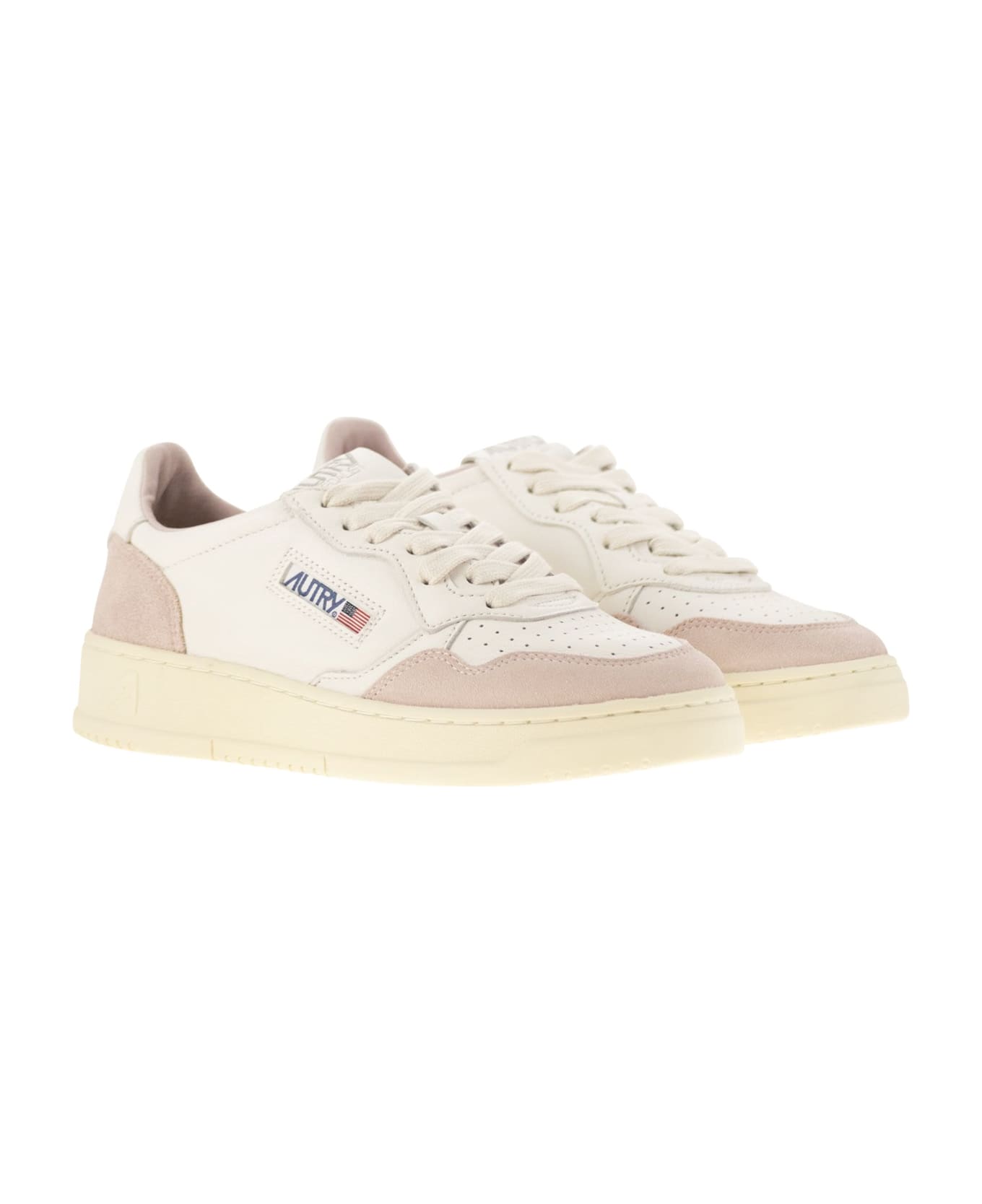 Autry Medalist Low Sneakers - White