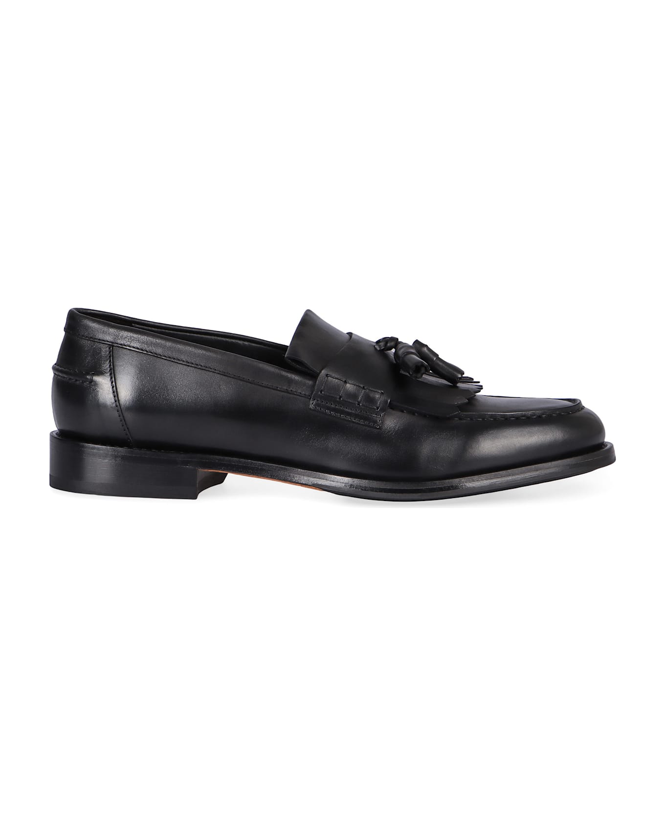 Doucal's Leather Moccasins - black