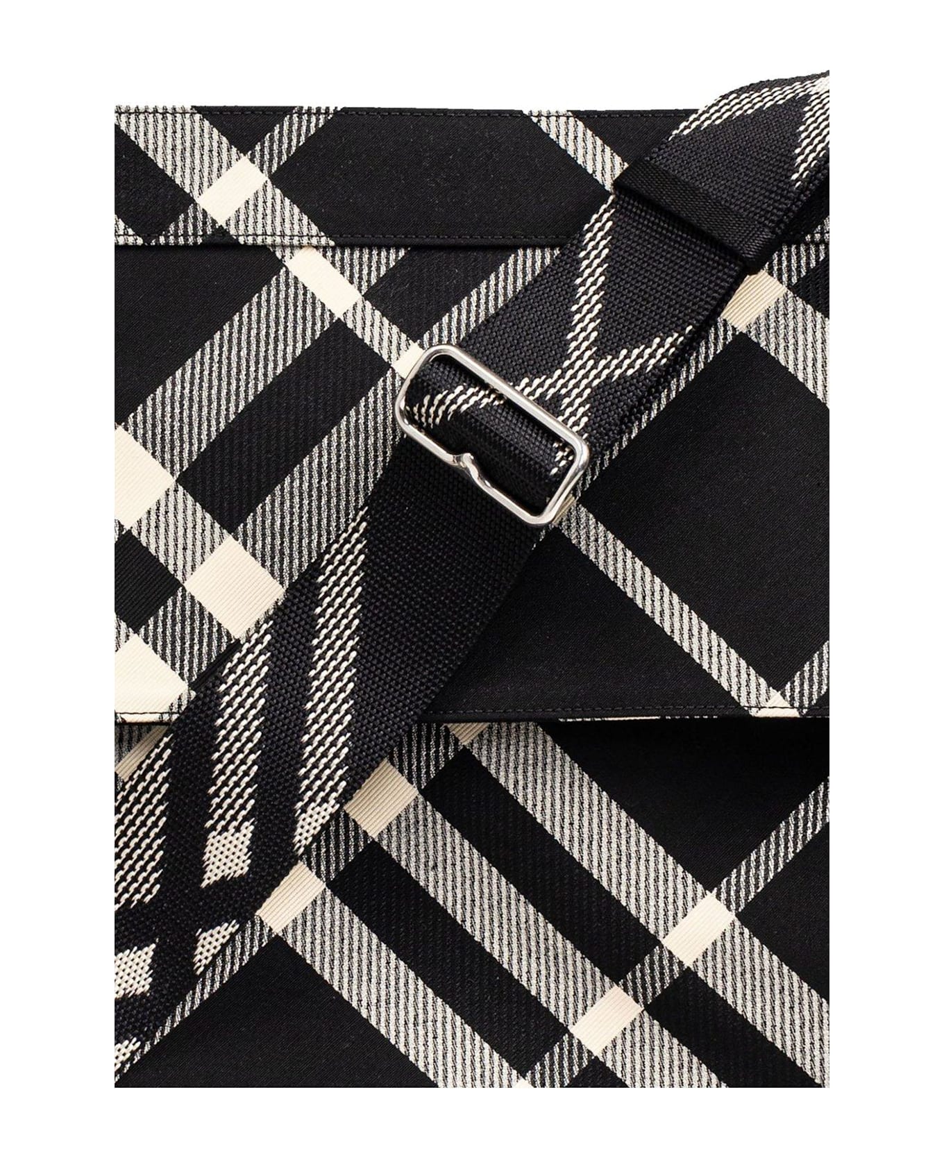 Burberry Medium Checked Trench Tote Bag - Black/calico