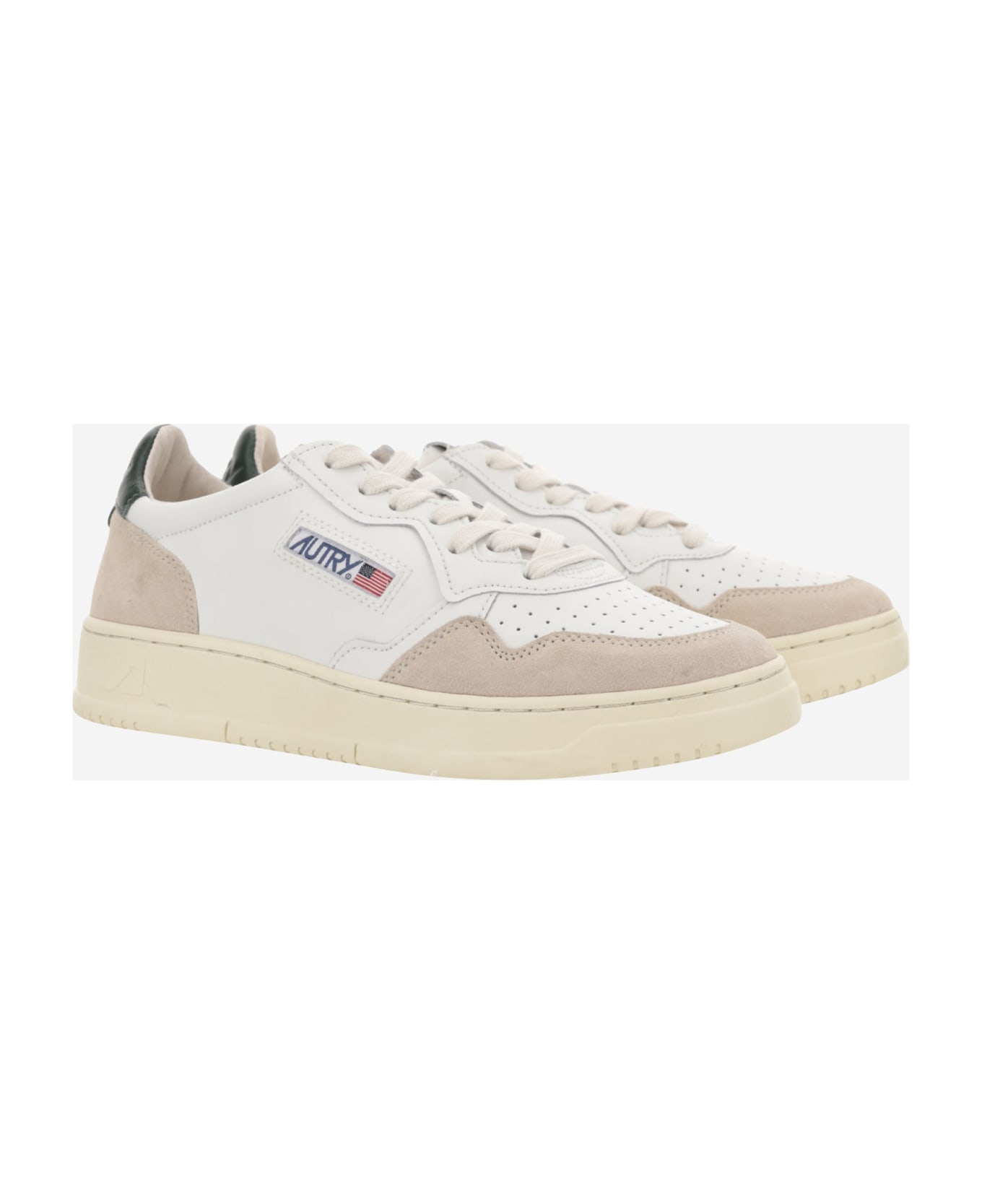 Autry Low Medalist Sneakers - white