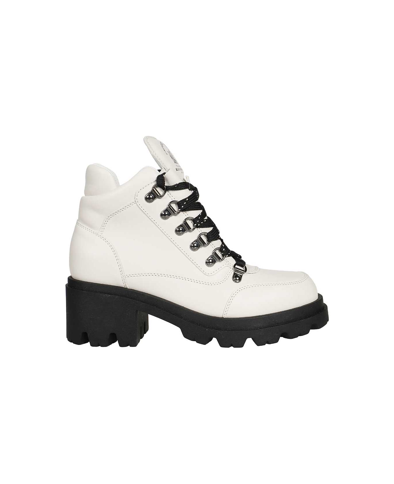 Emporio Armani Leather Lace-up Boots - Ivory ブーツ