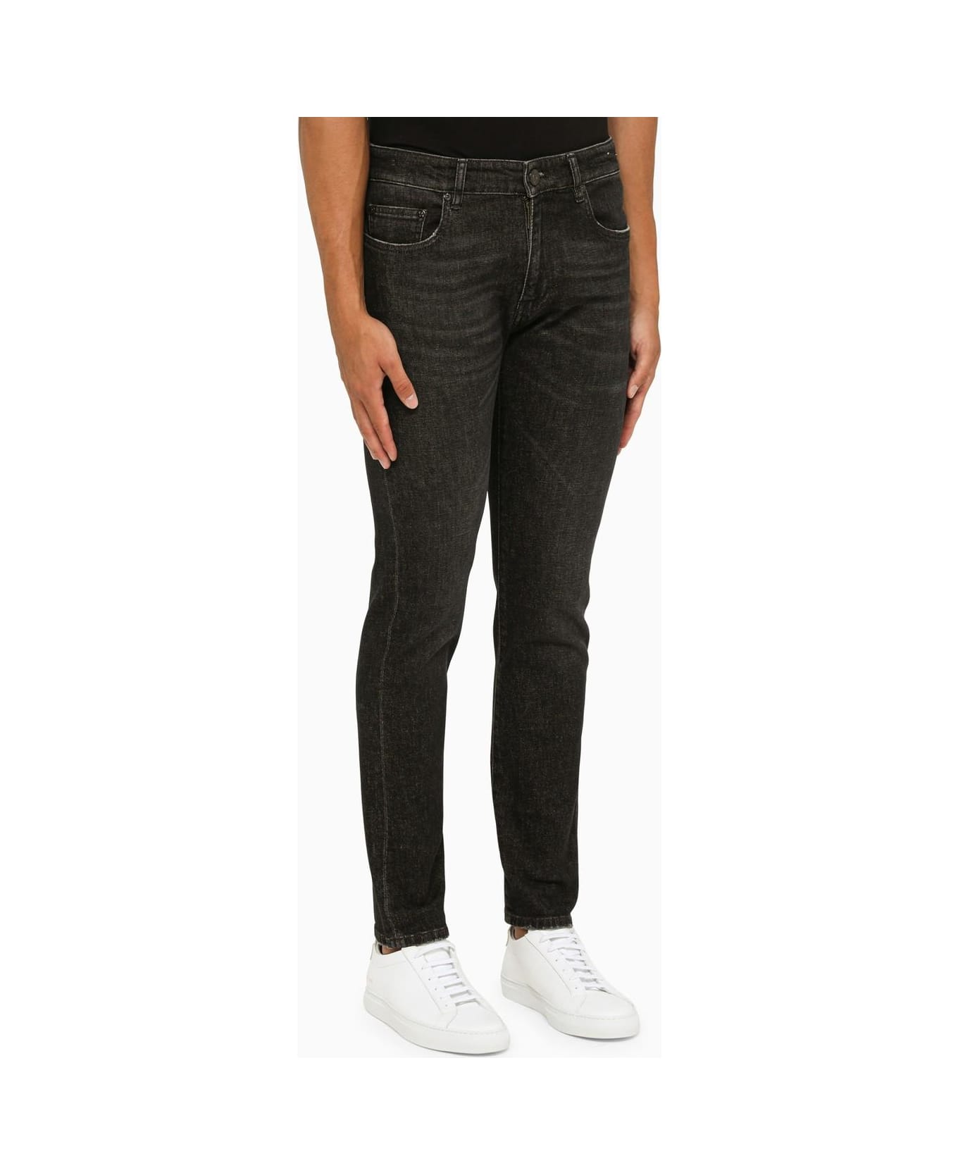 PT01 Dark Grey Rock Slim Jeans