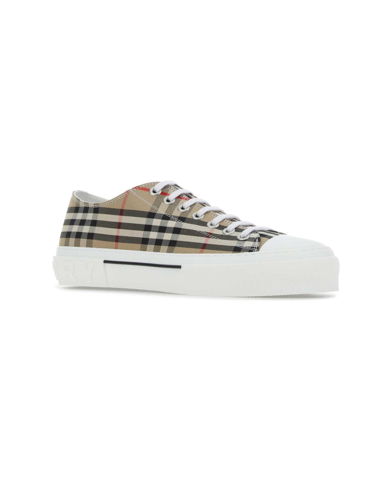 Burberry Embroidered Canvas Sneakers - A7028