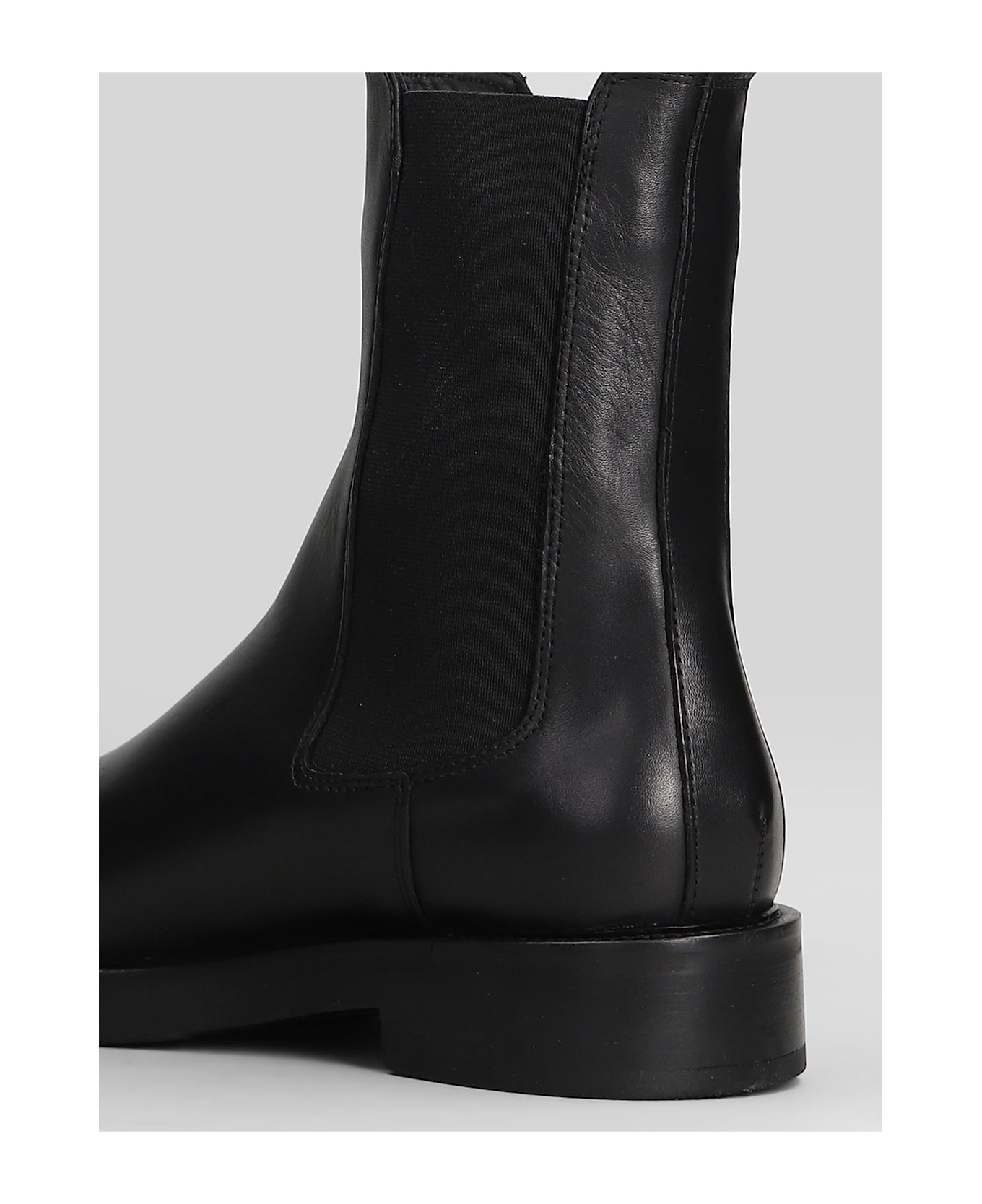 Julie Dee Low Heels Ankle Boots In Black Leather - black