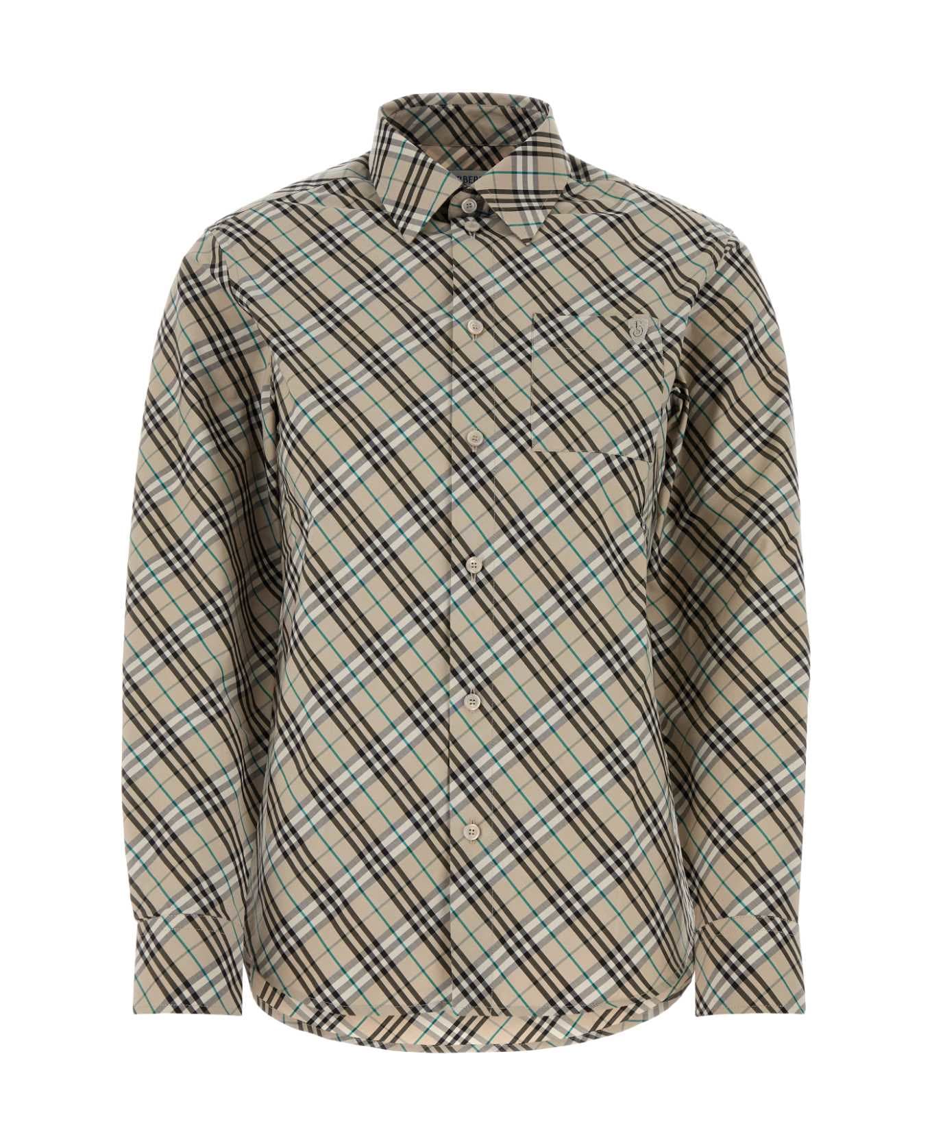 Tシャツ・カットソー Burberry SS25 Embroidered poplin shirt (8101121 C1849) Burberry Embroidered Poplin Shirt | italist