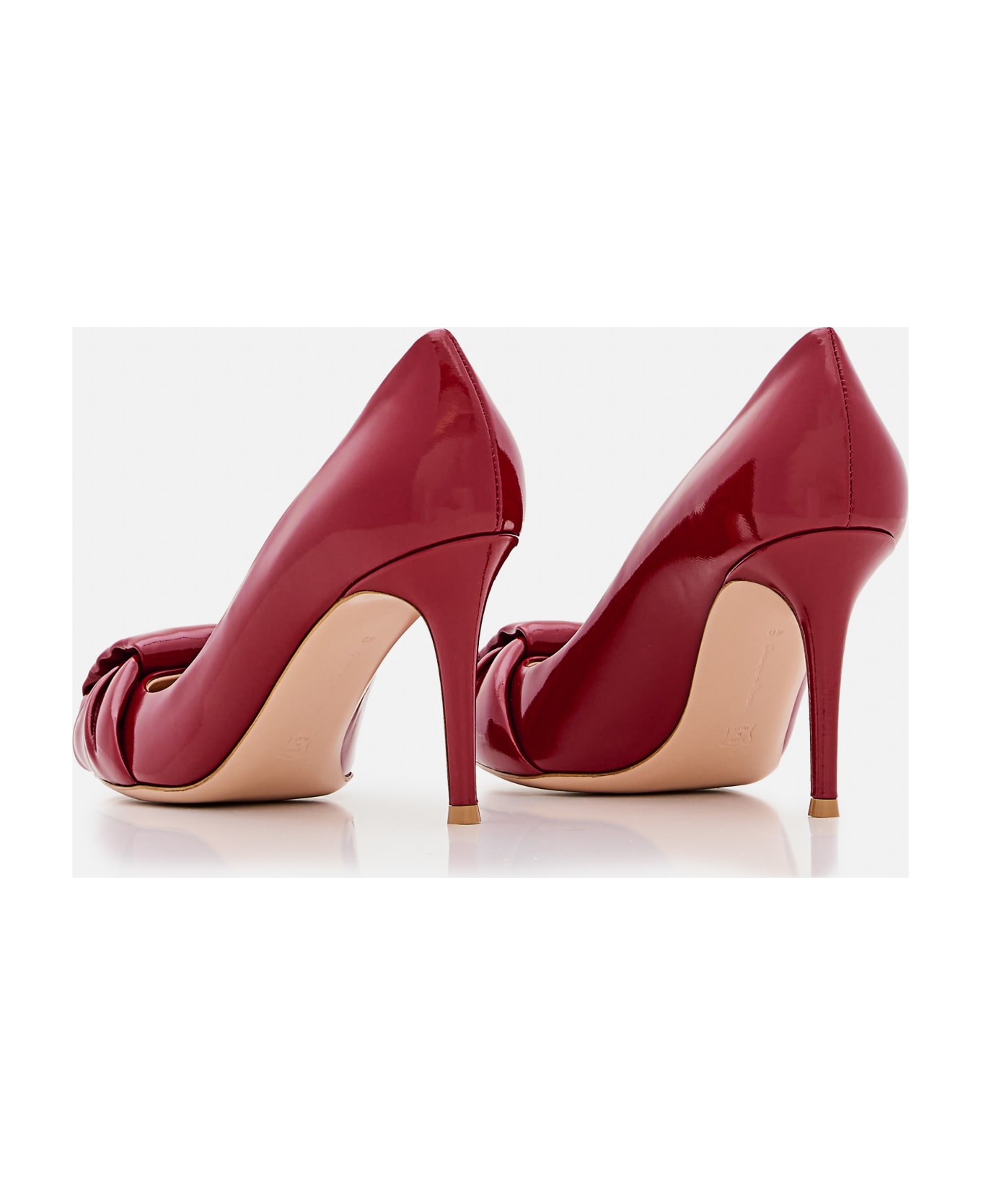 Gianvito Rossi Pointed Toe Heels - Red