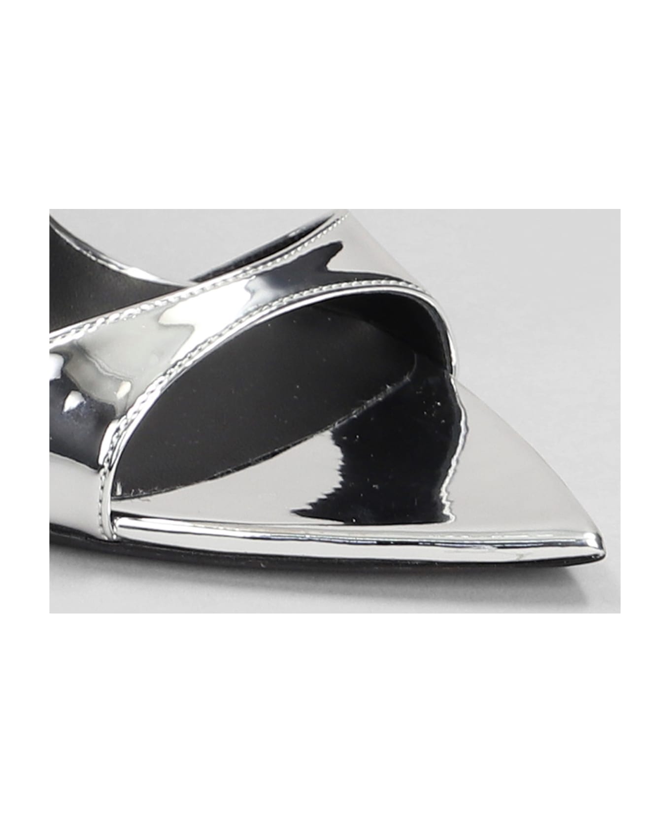 Giuseppe Zanotti Intrigo Strap Sandals In Silver Patent Leather - silver