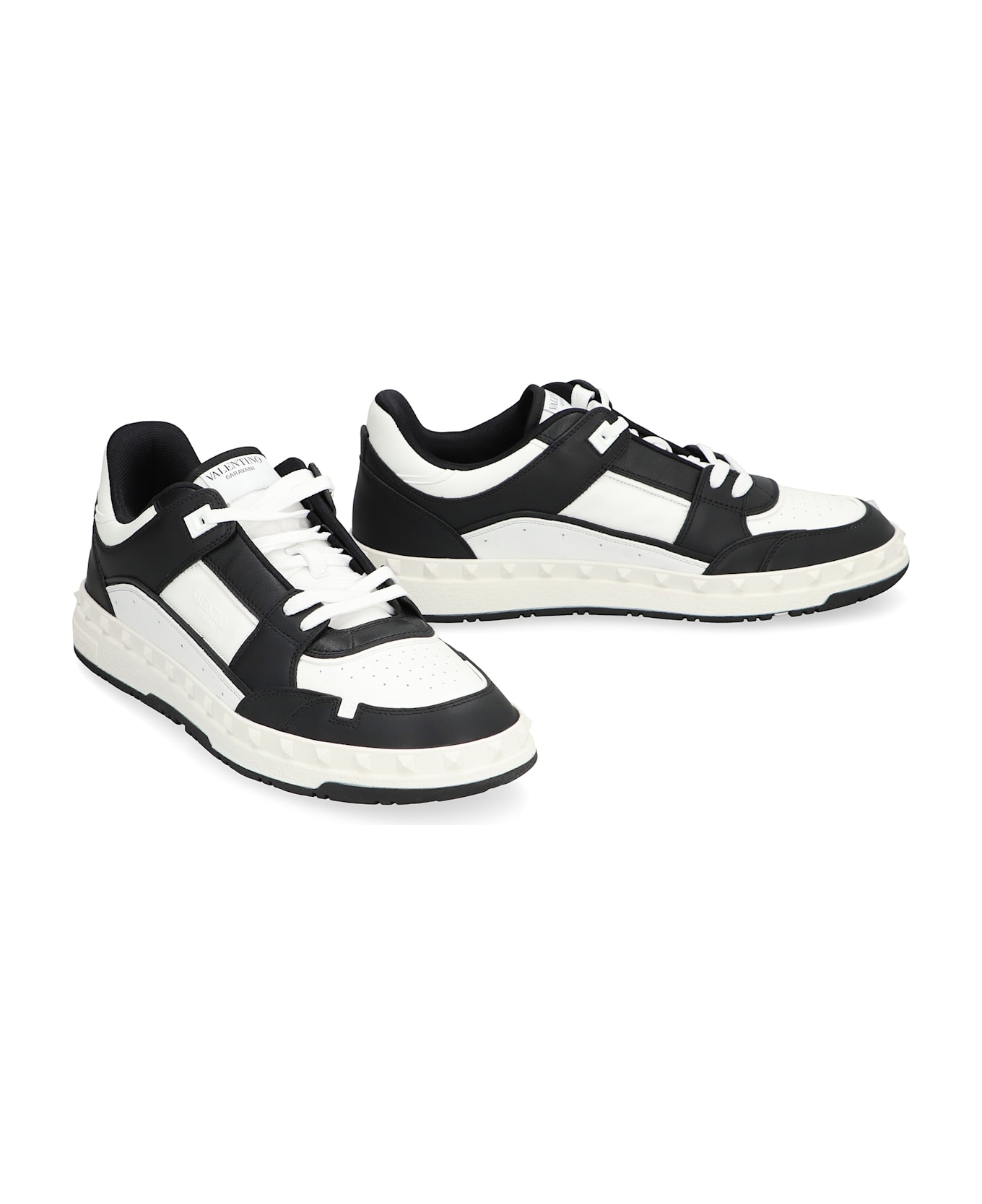 Valentino Garavani Freedots Low-top Sneakers - Black