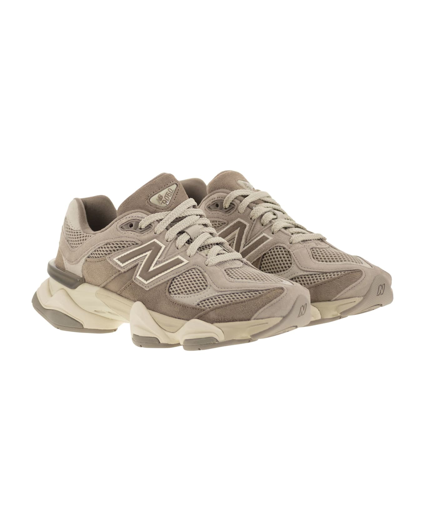 New Balance 9060 - Sneakers - Beige