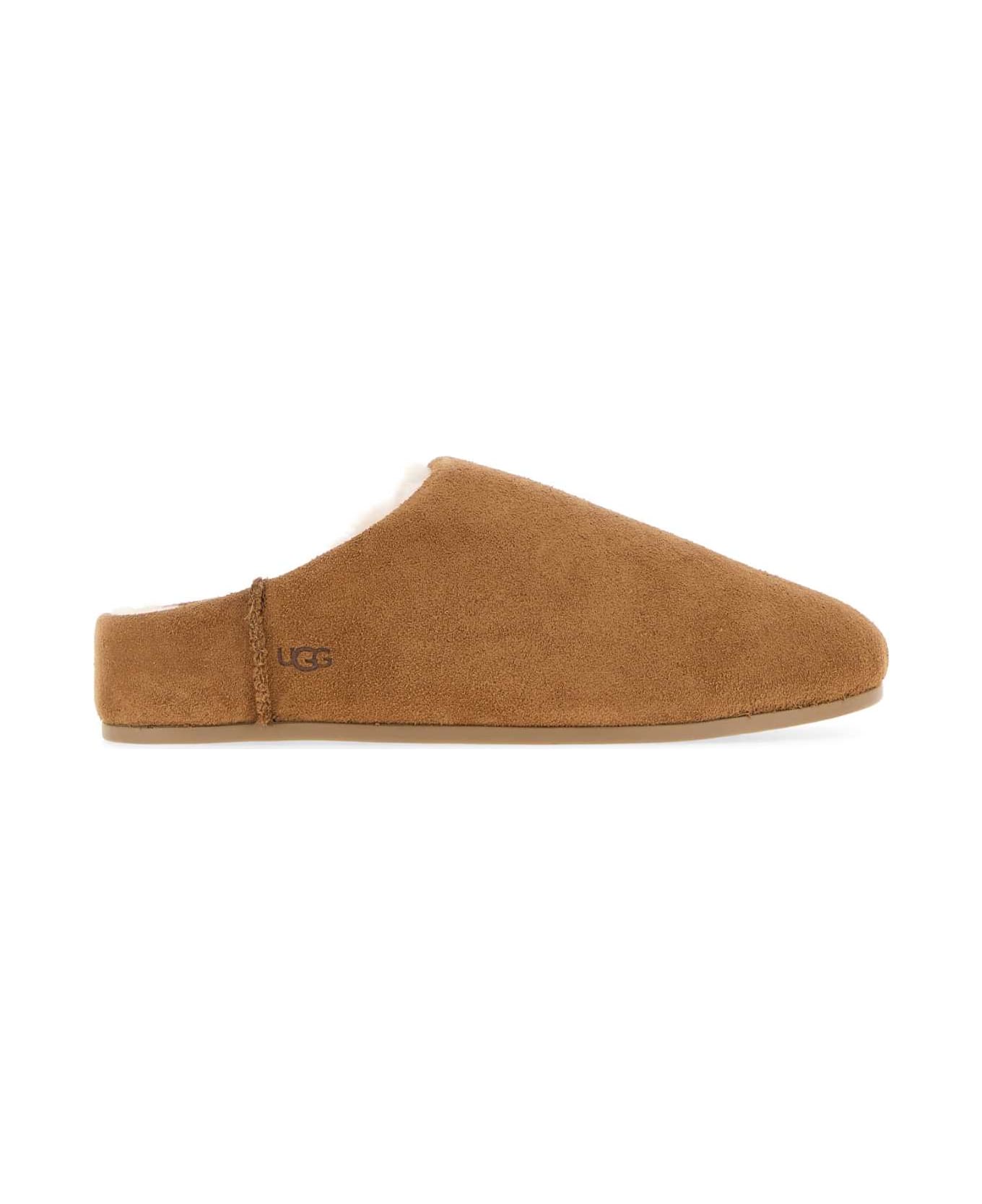 UGG Camel Suede Elea Slippers - CHESTNUT フラットシューズ