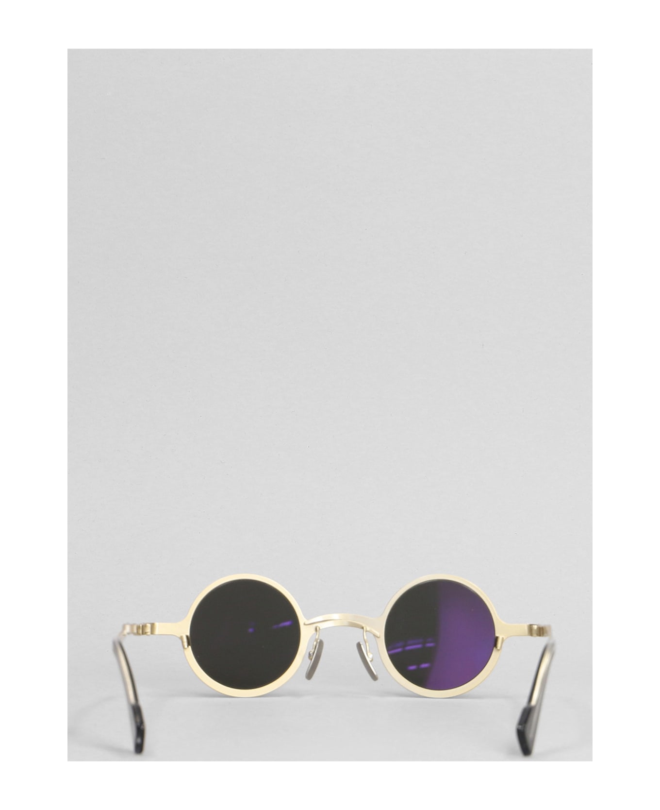 Kuboraum Z17 Sunglasses In Gold Metal Alloy - gold アイウェア