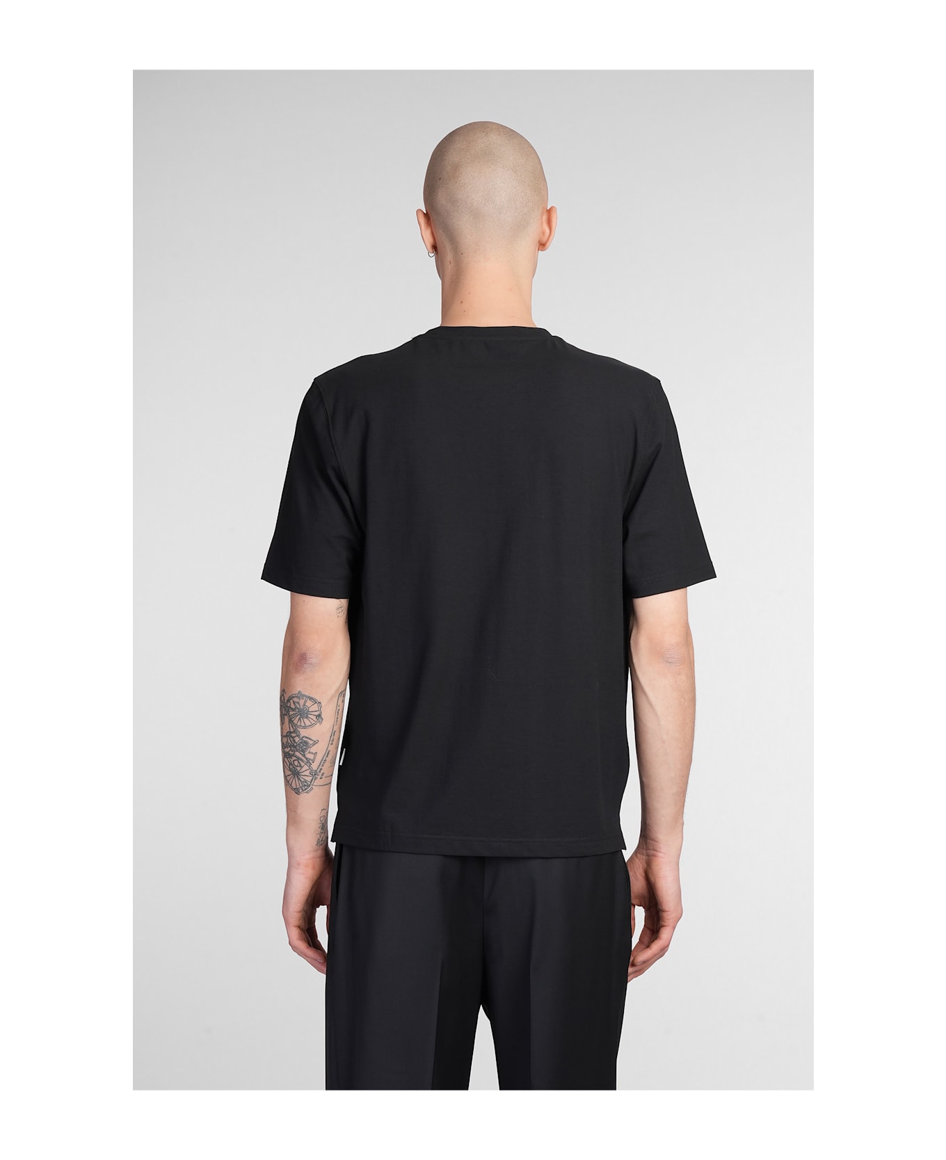 Lardini T-shirt In Black Cotton - black