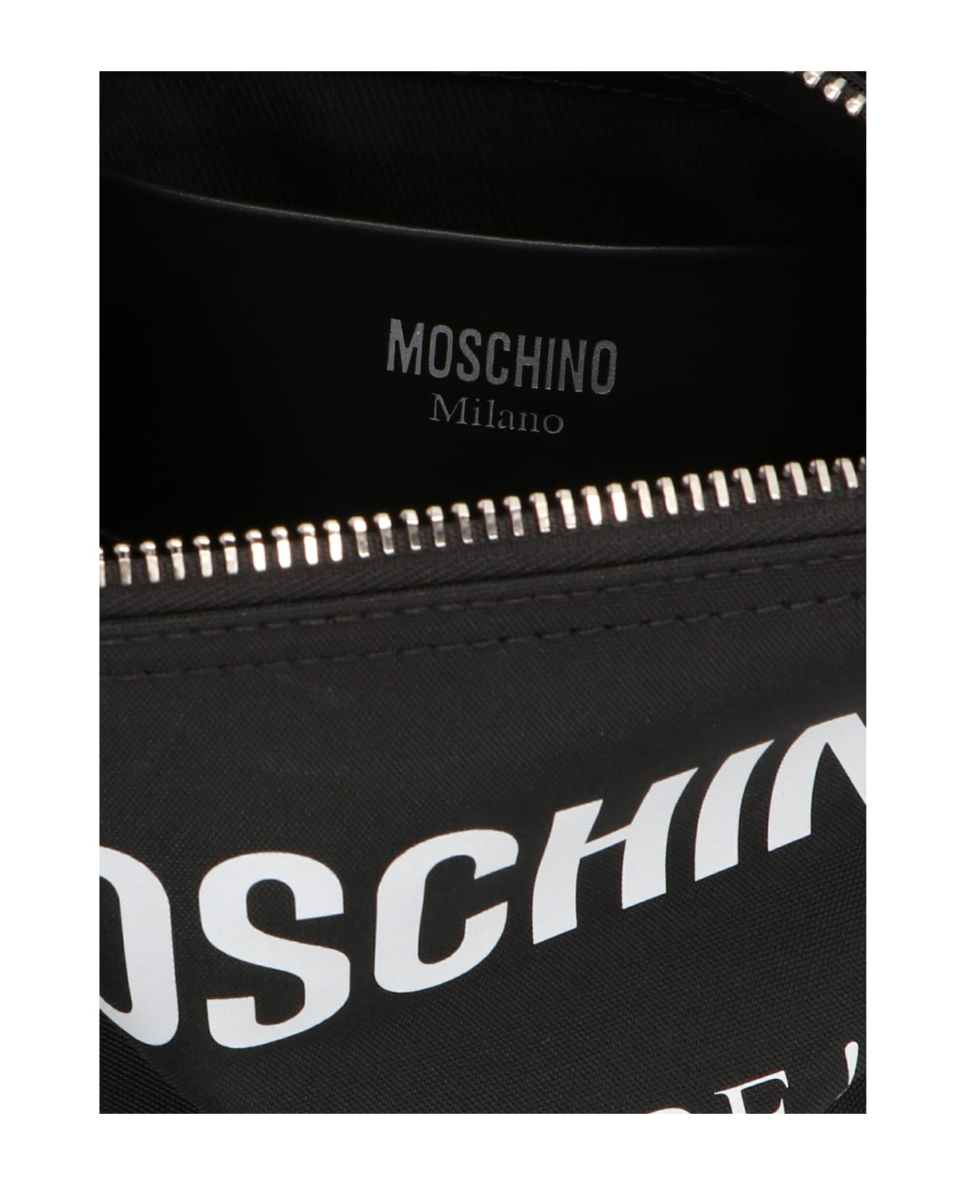 Moschino Messenger Crossbody Bag - 2555 ショルダーバッグ