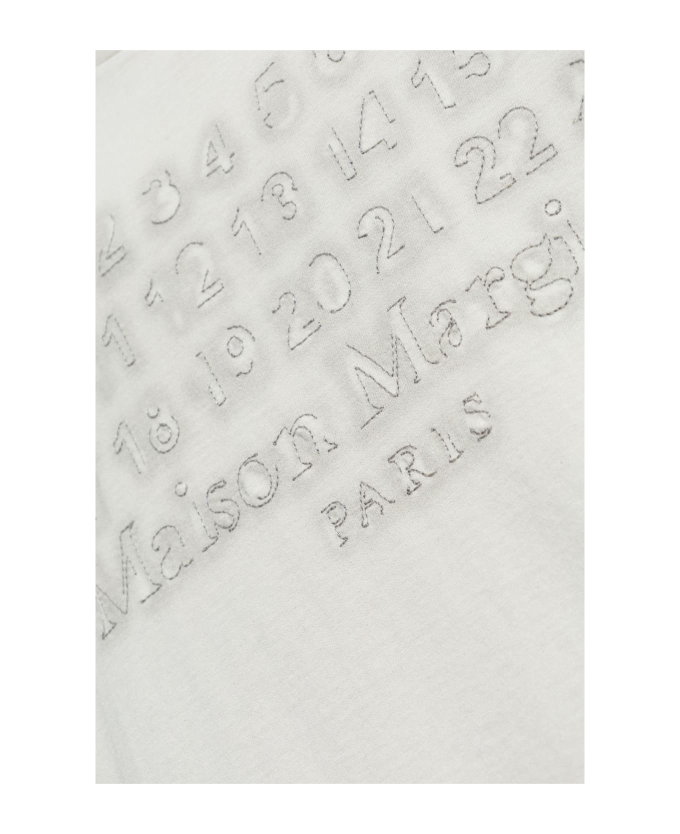 Maison Margiela T-shirt With Logo - Ecru