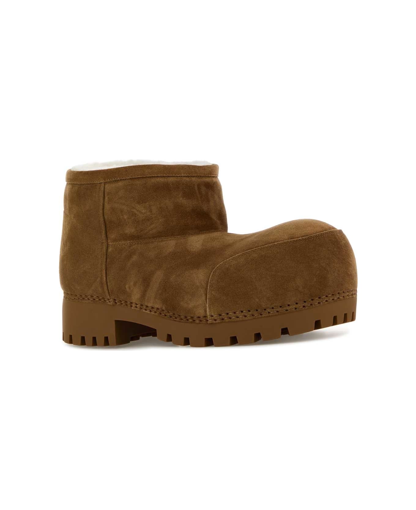 Balenciaga Camel Suede Alaska Ankle Boots - BROWNWHITE