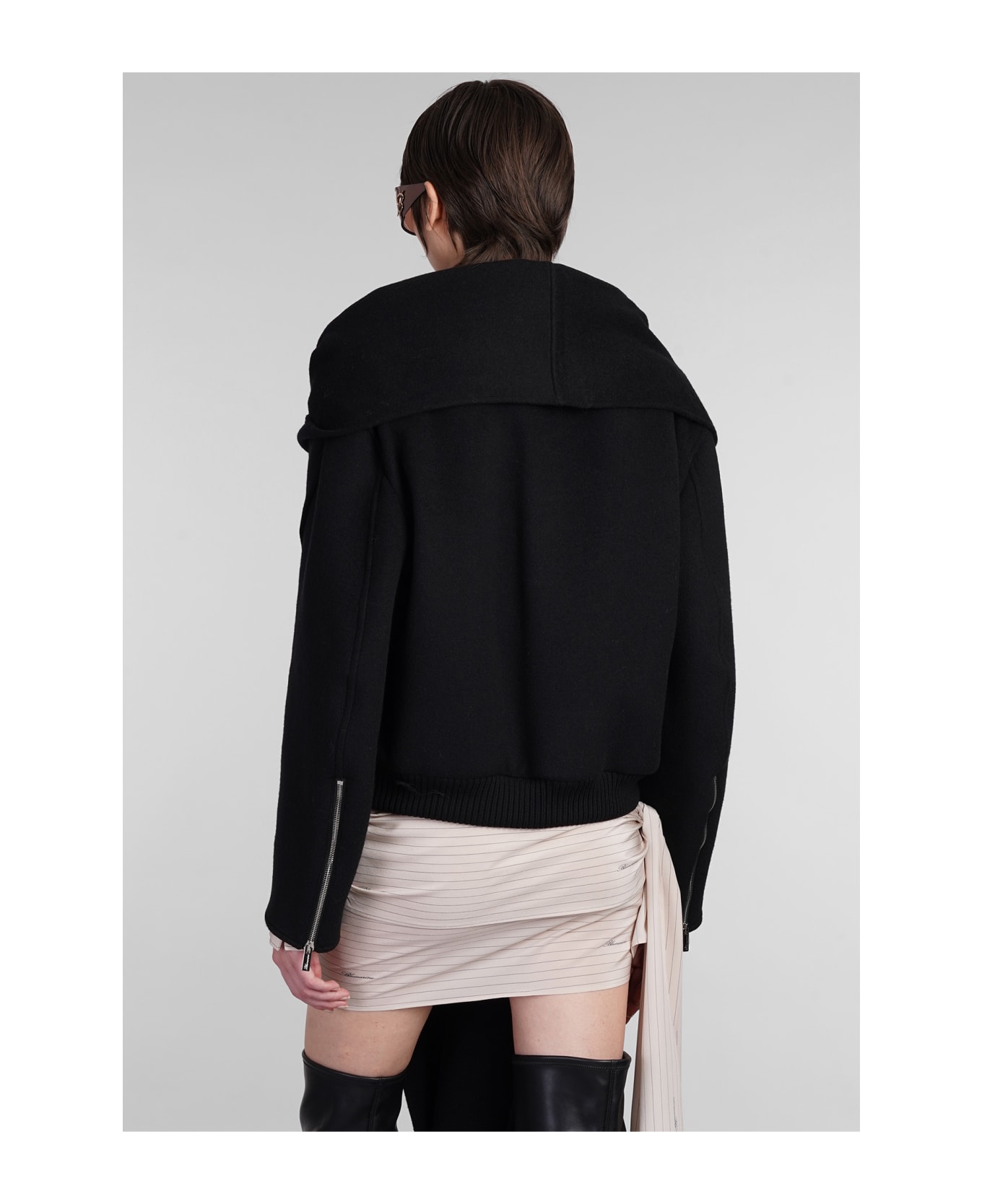 Blumarine 24SS ジャケット ブラック系 Made In Italy Blumarine Bomber In Black Wool | italist