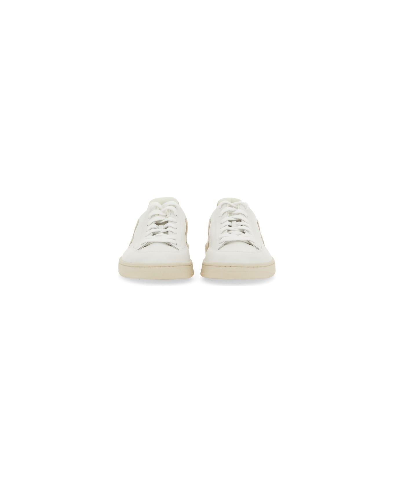 Veja Sneaker V-12 - WHITE