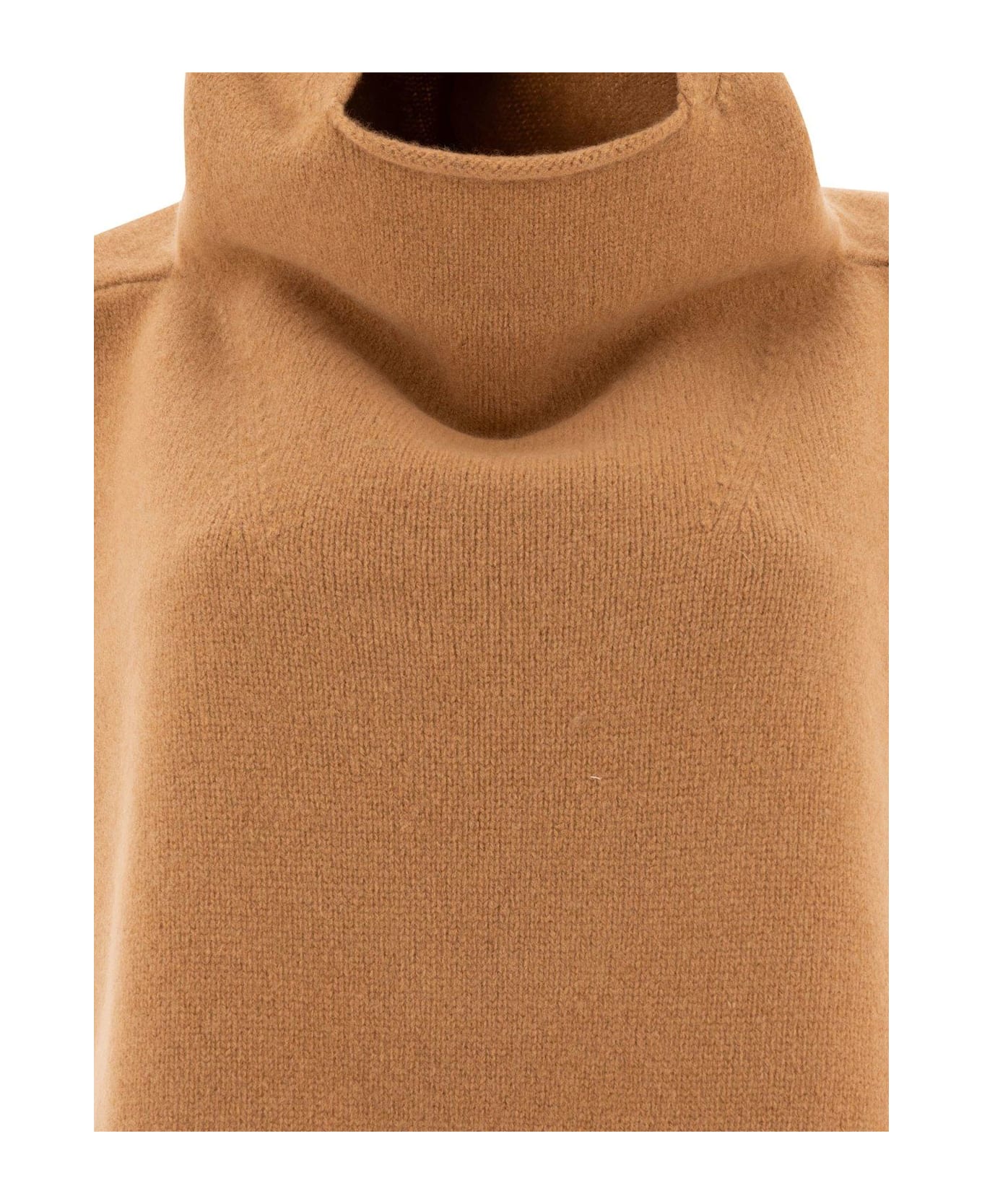 Totême Sleeveless Hooded Vest - Camel