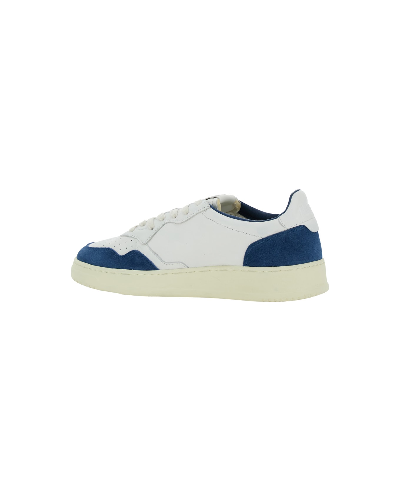 Autry 'medalist Low' White Low Top Sneakers With Side Logo Detail In Leather And Suede Man - White