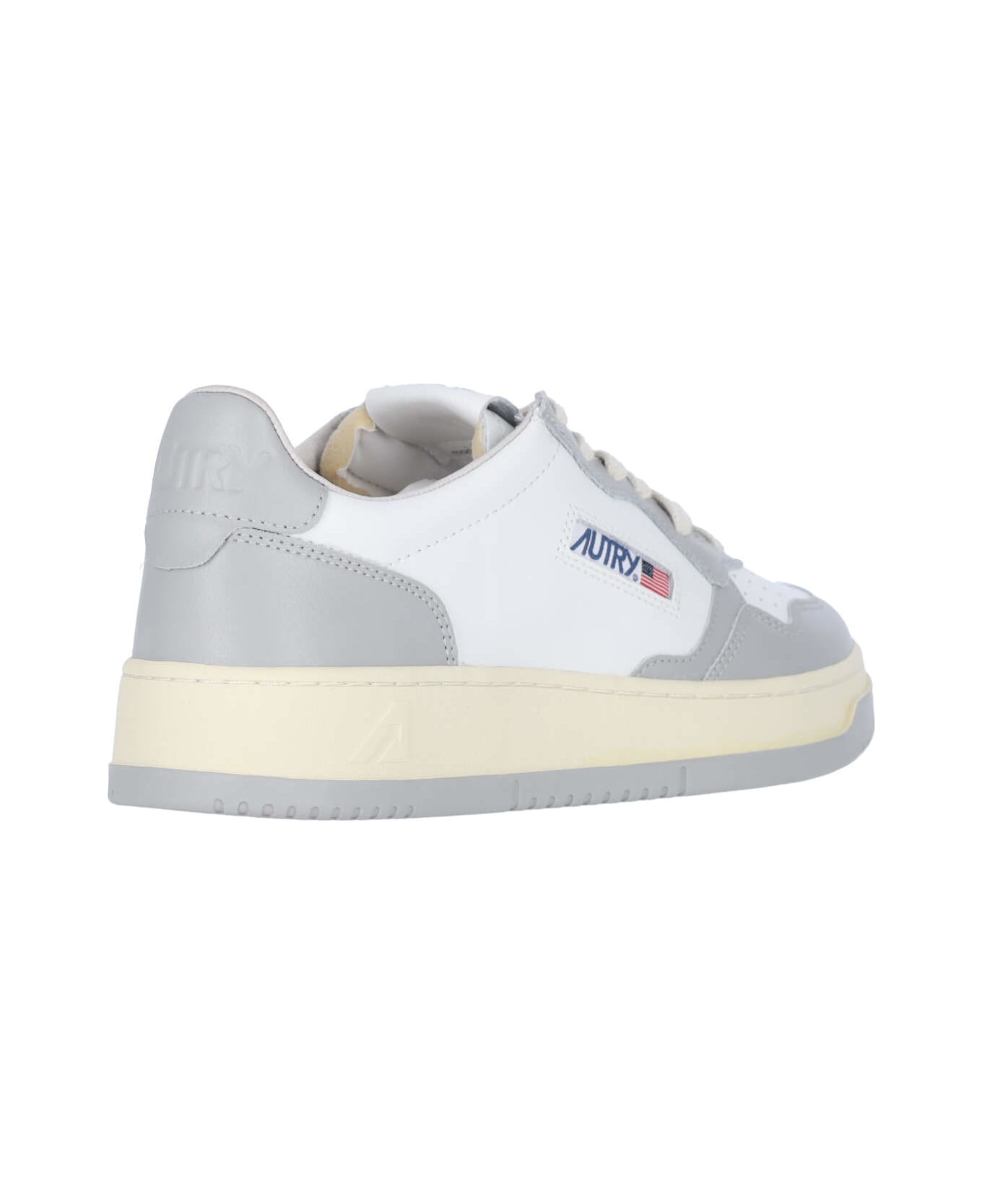 Autry 'medalist' Low Sneakers - WHITE