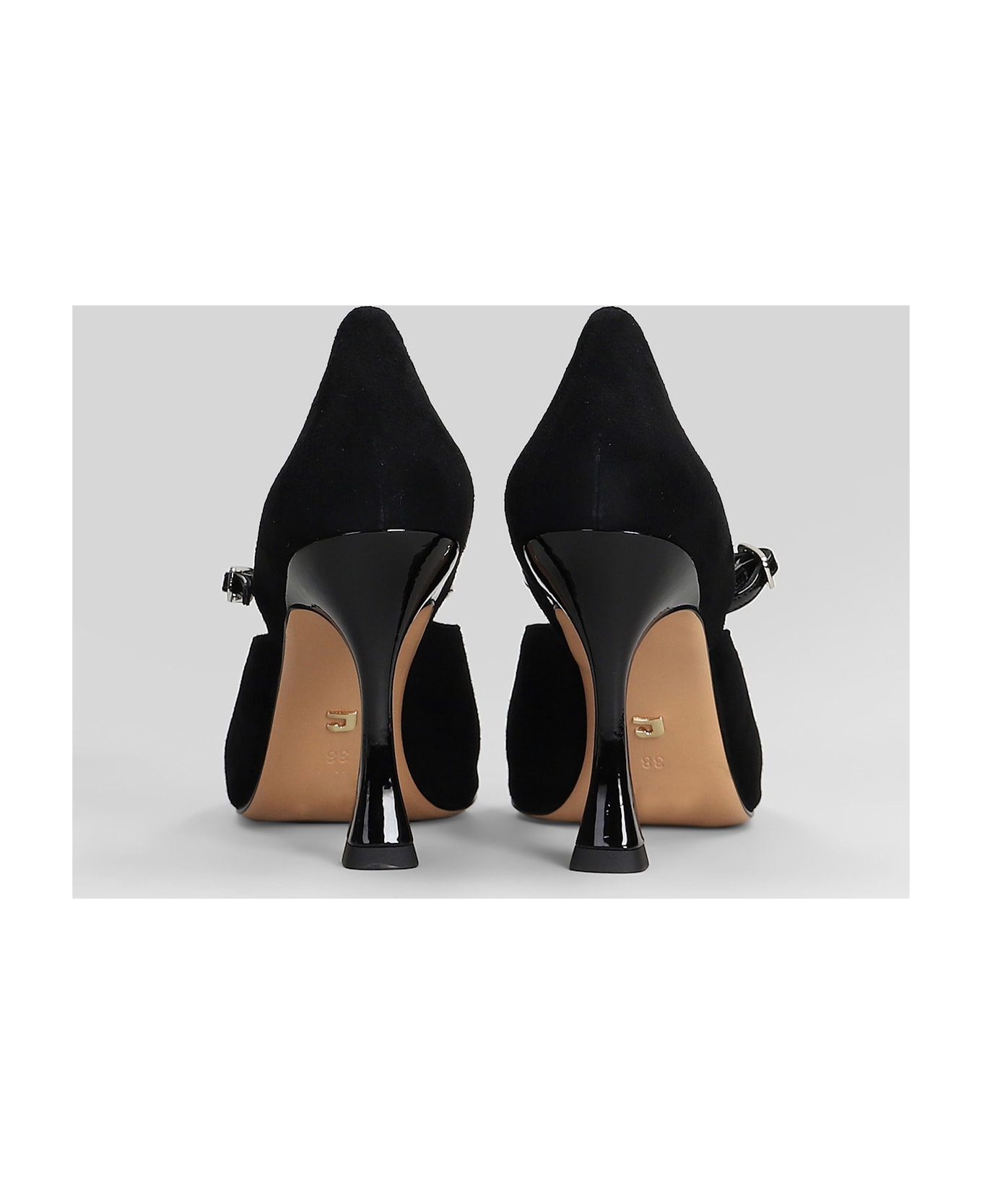 Lola Cruz Pumps In Black Suede - black