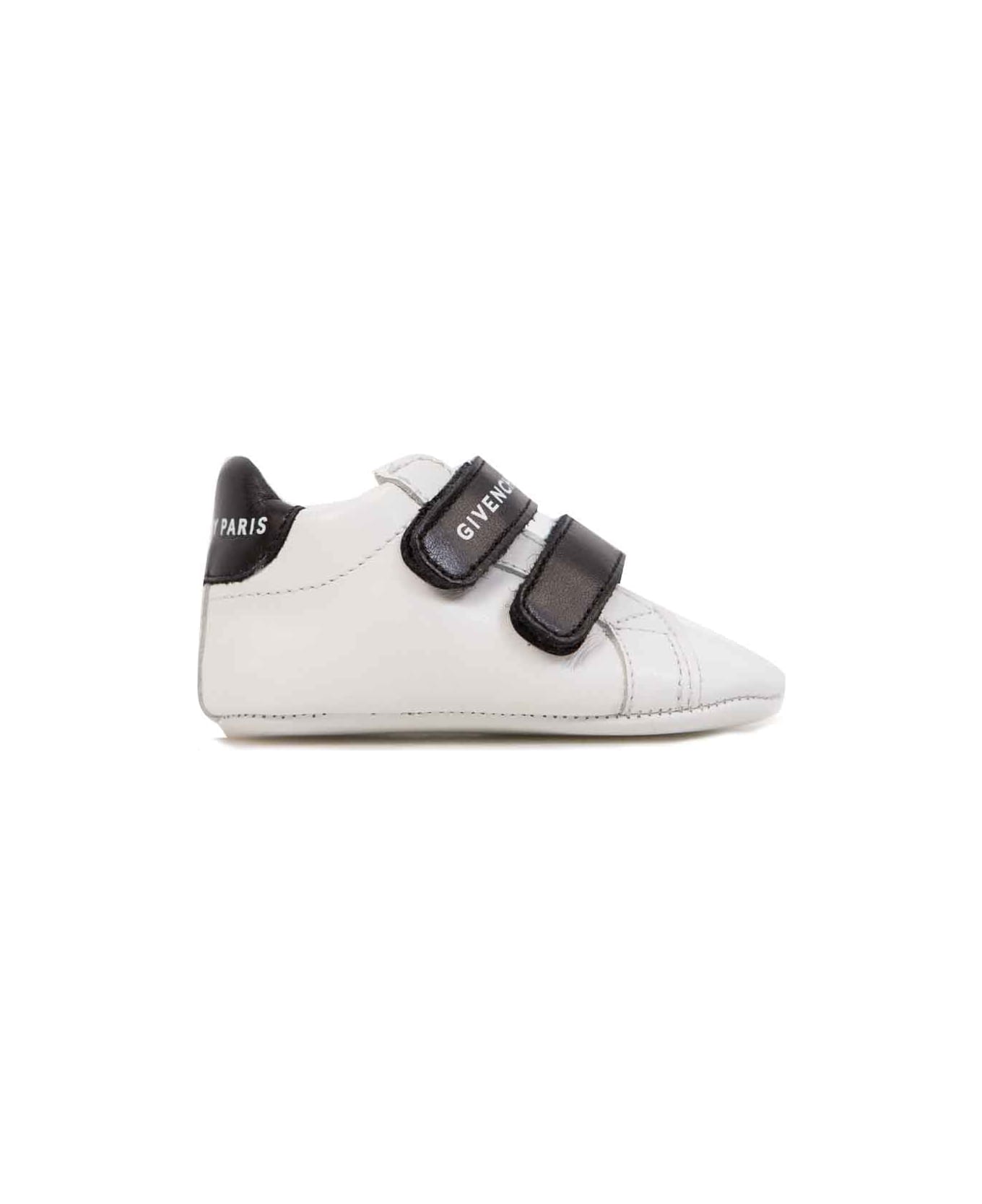Givenchy Leather Sneakers - White シューズ