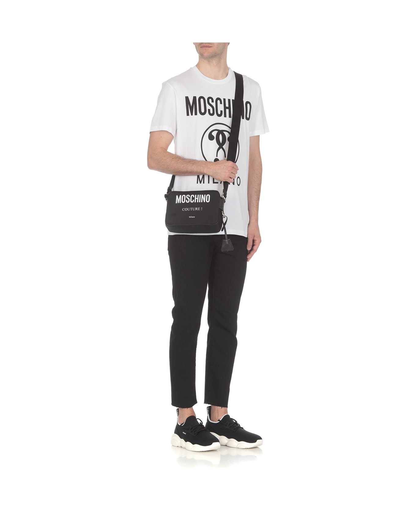 【送料&関税込】Moschino double Question Mark T-shirt Moschino 'double Question Mark T-shirt | italist