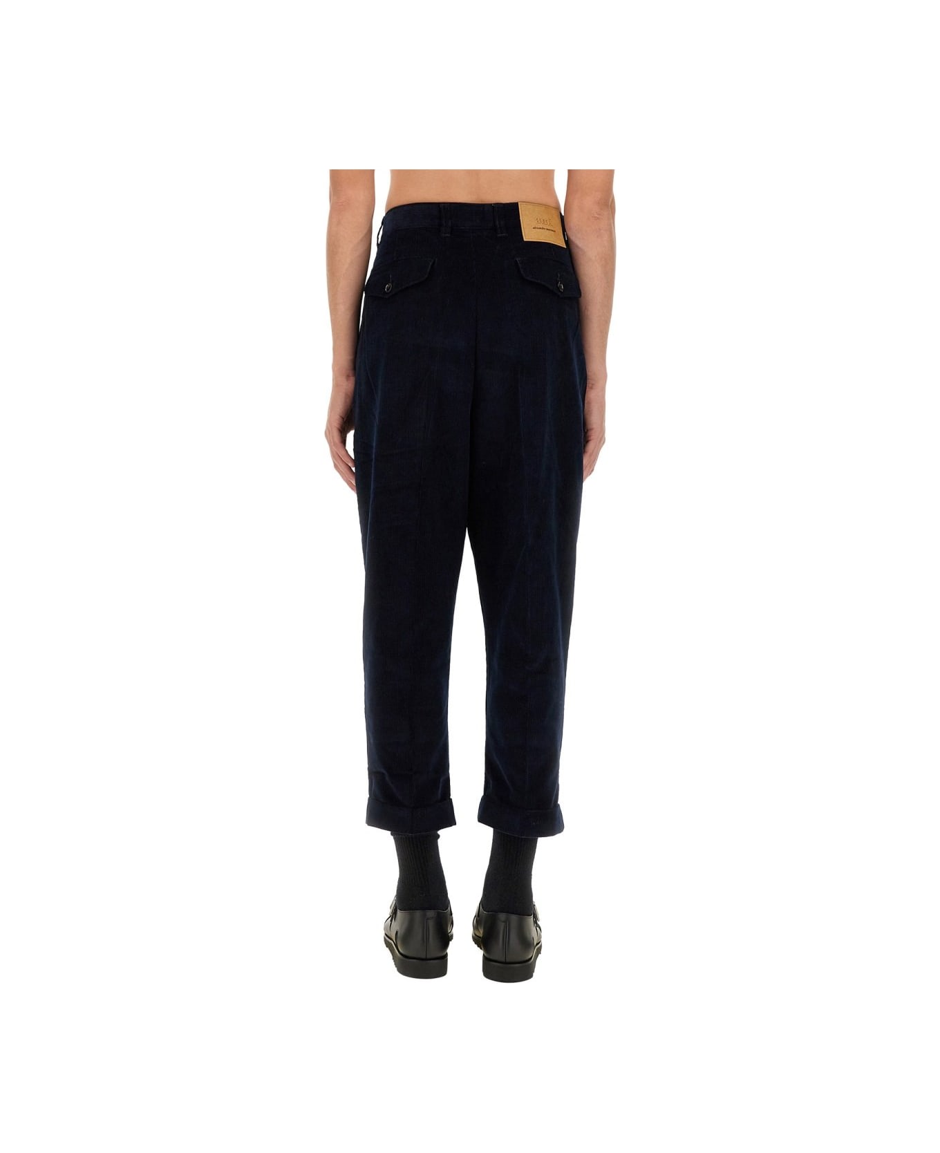 Ami Alexandre Mattiussi Paris Carrot Cropped Pants - BLUE