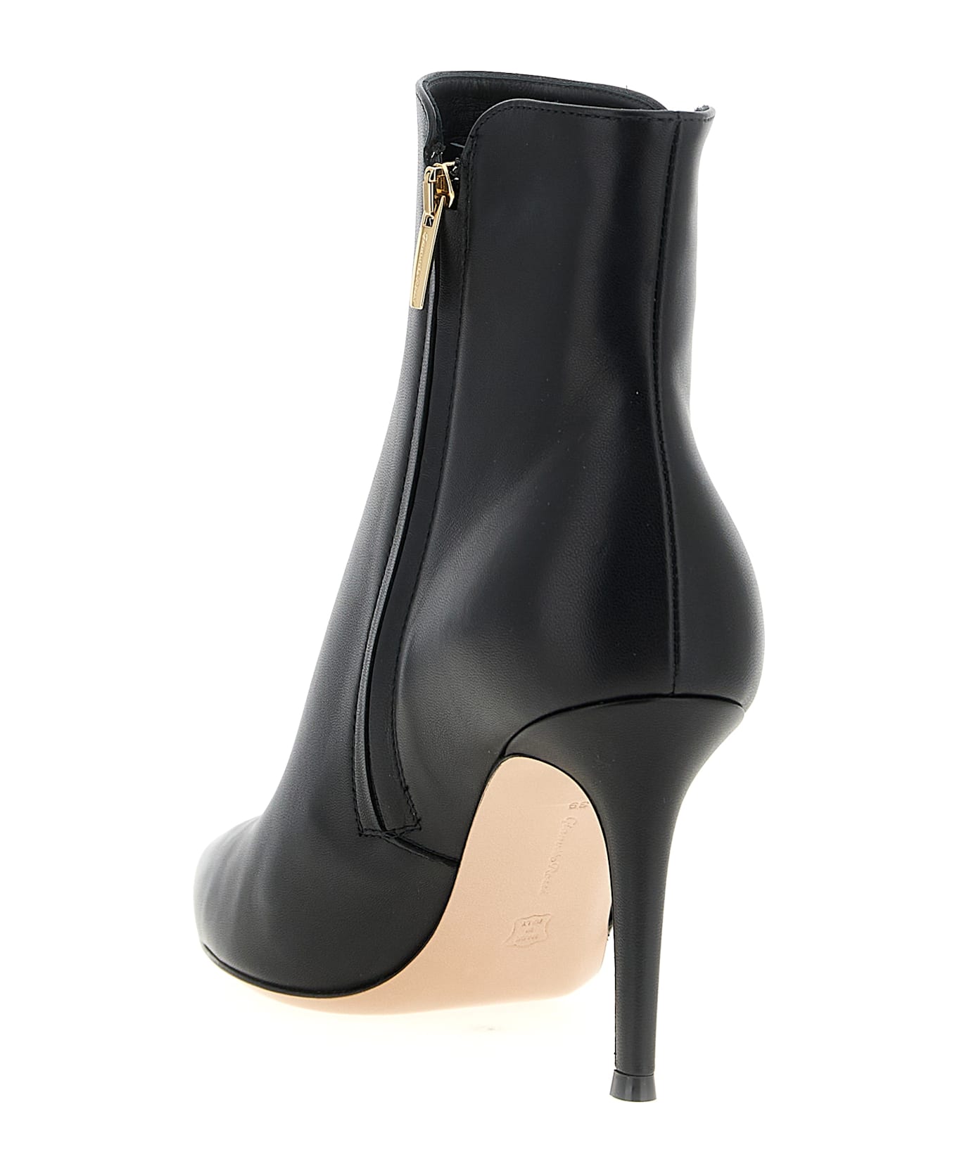 Gianvito Rossi 'levy Ankle Boots - Black  