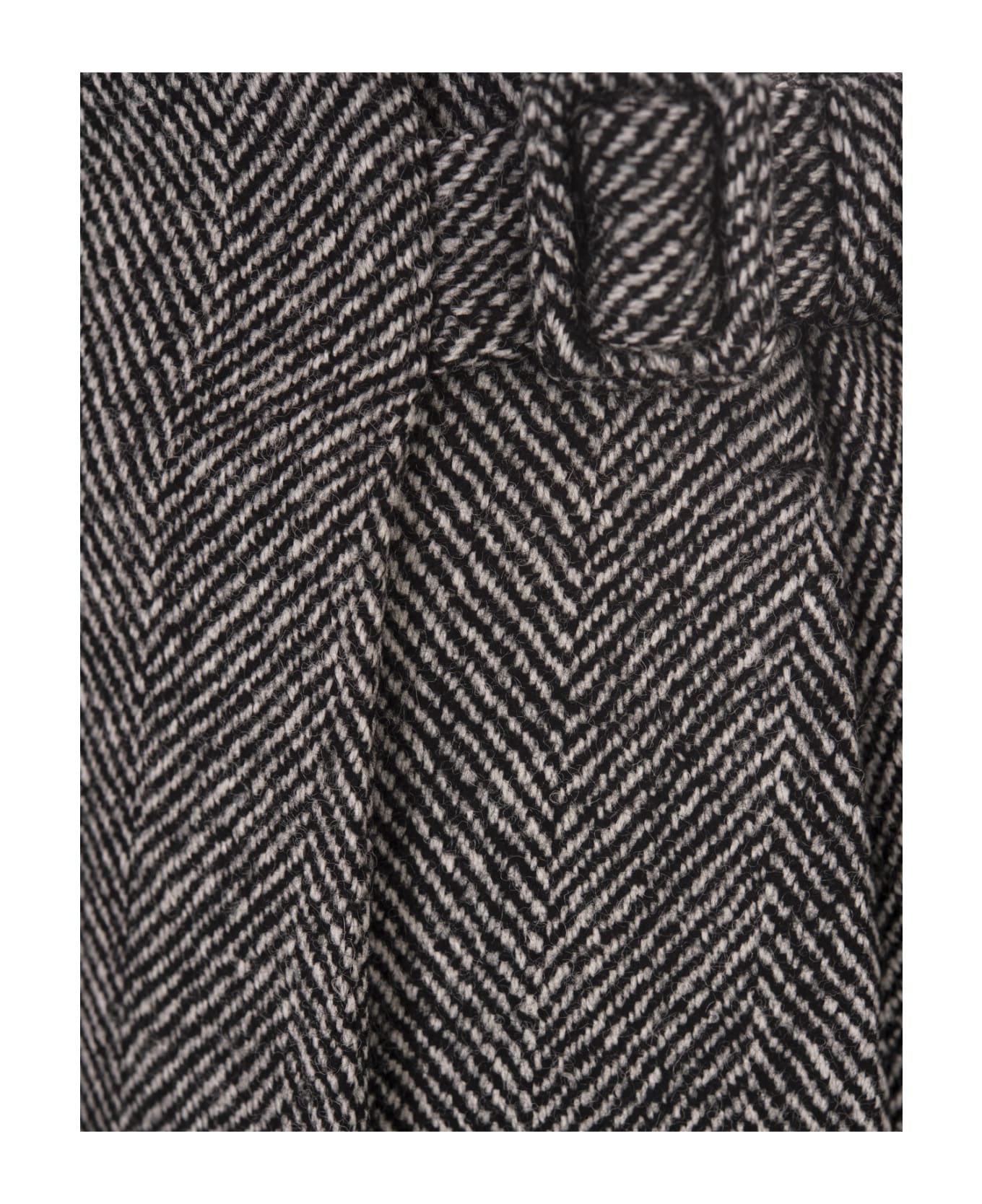 Ermanno Scervino Shorts-skirt With Herringbone Pattern - Black