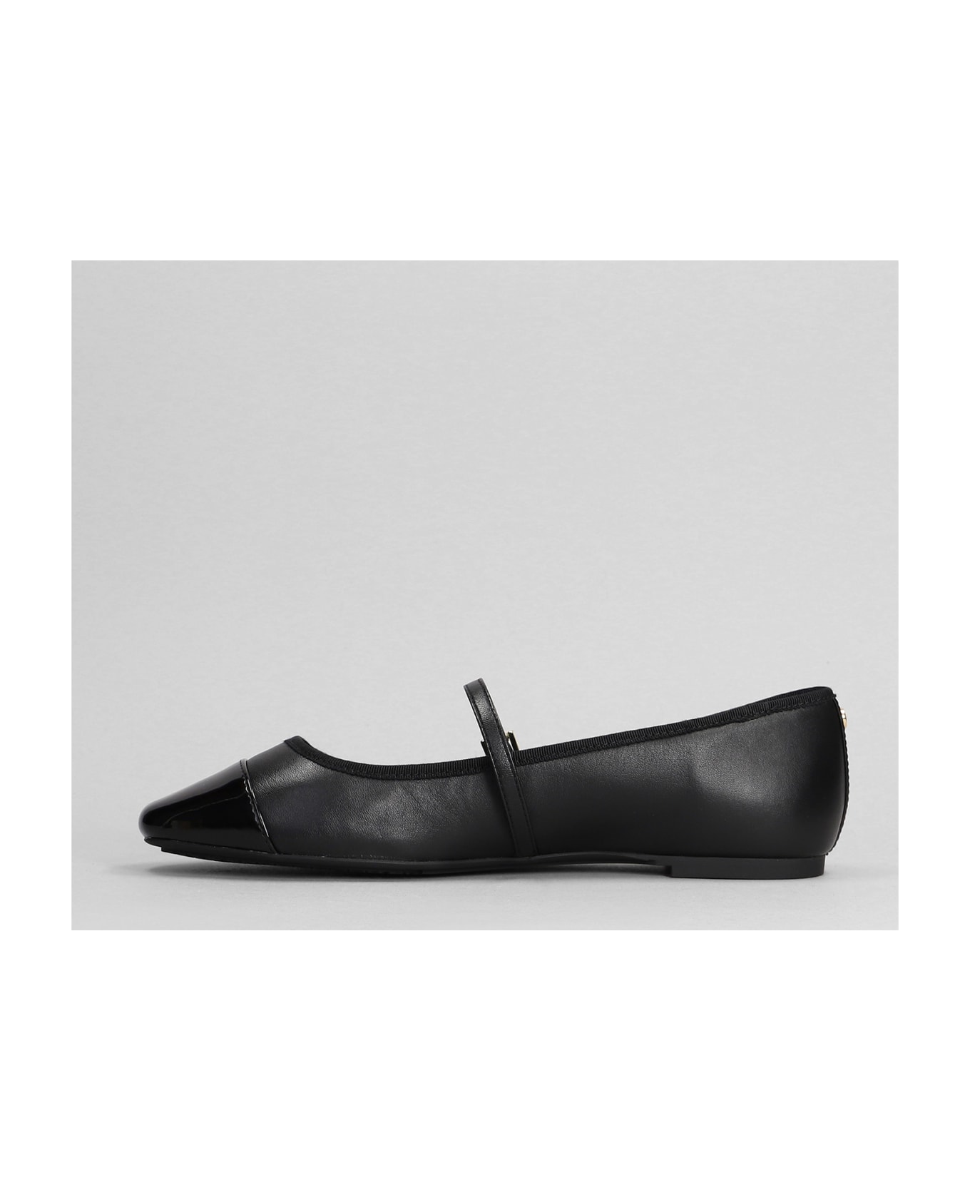 Michael Kors Mae Flex Ballet Flats In Black Leather - black フラットシューズ