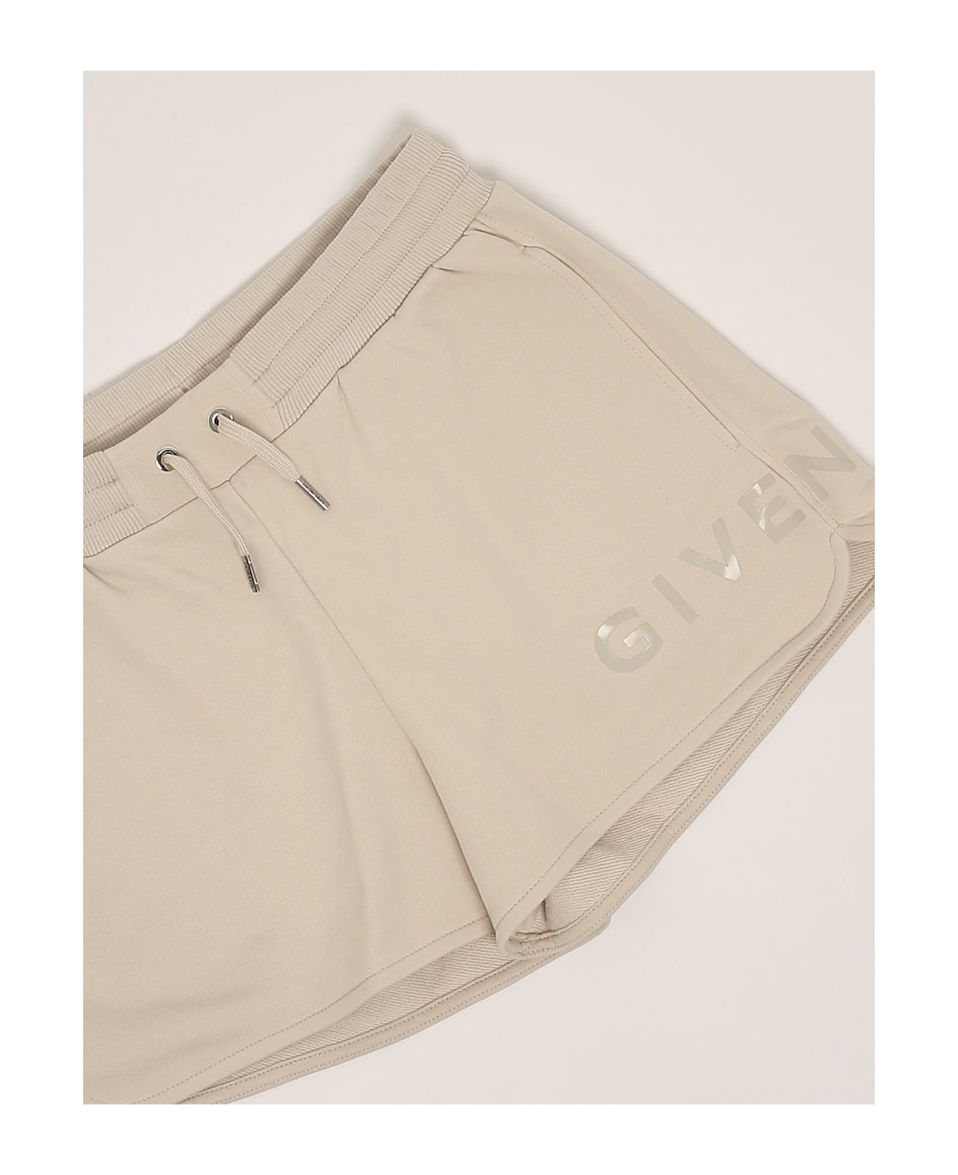 Givenchy Sweatshorts Shorts - CREMA