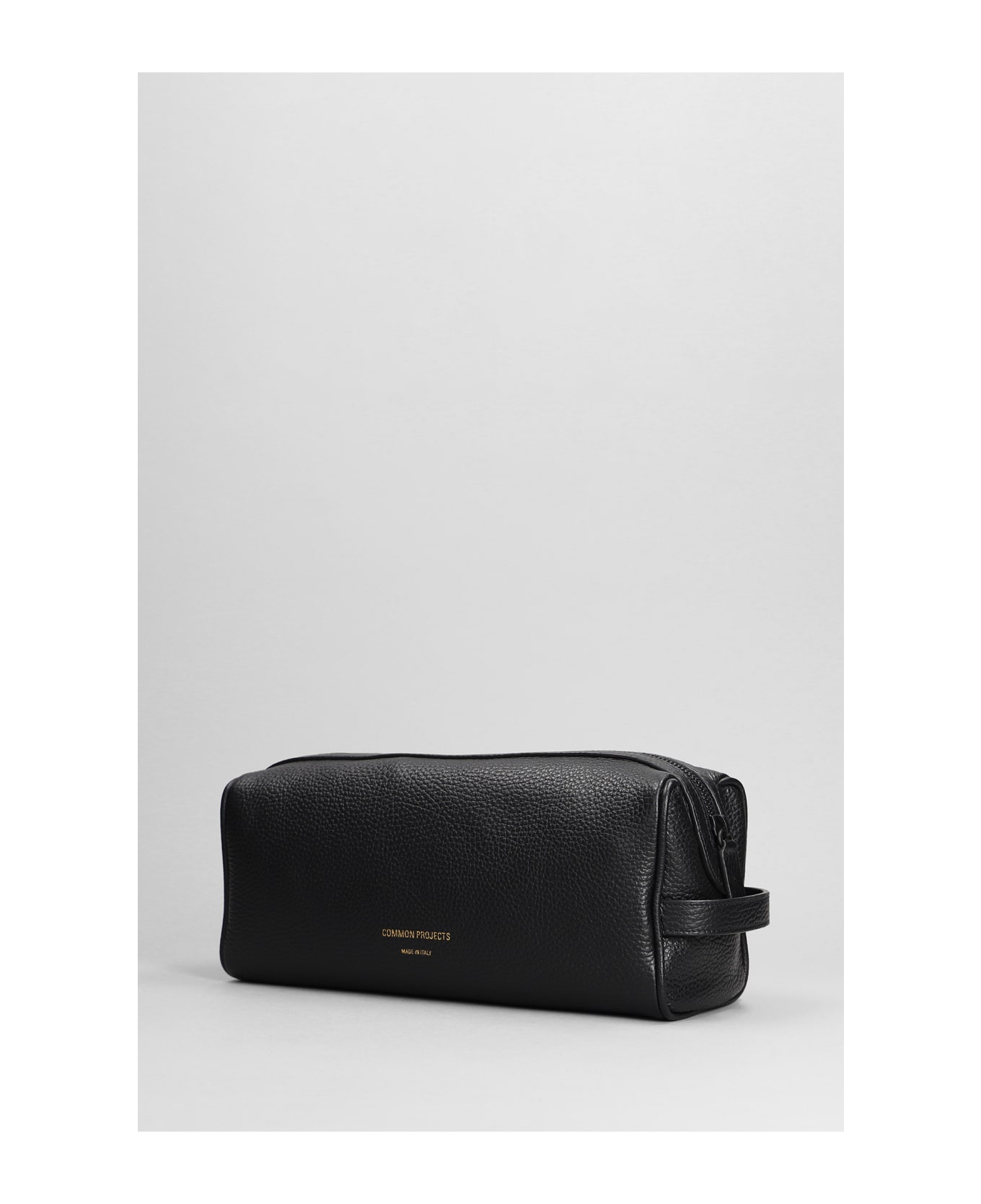 Common Projects Clutch In Black Leather - black